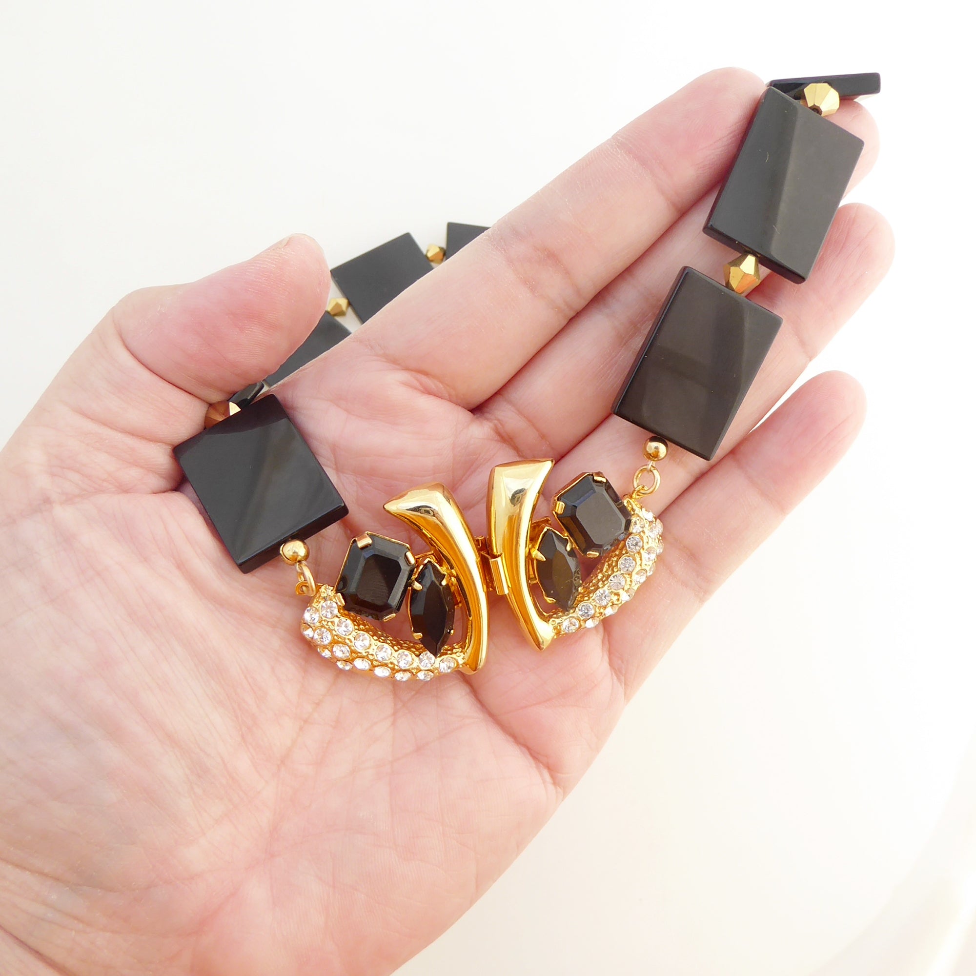 Black onyx golden collar necklace by Jenny Dayco 7