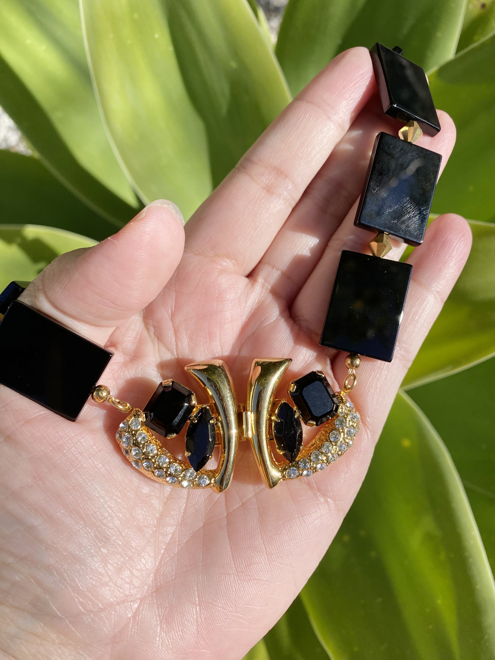 Black onyx golden collar necklace by Jenny Dayco 8