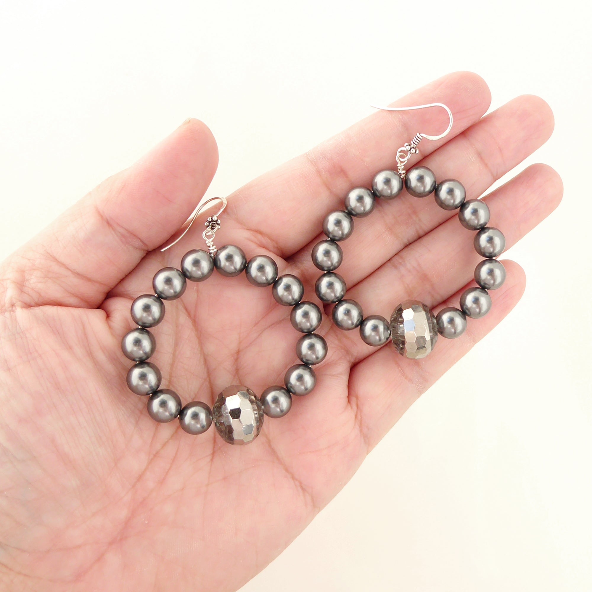 Dark gray pearl circle earrings by Jenny Dayco 4
