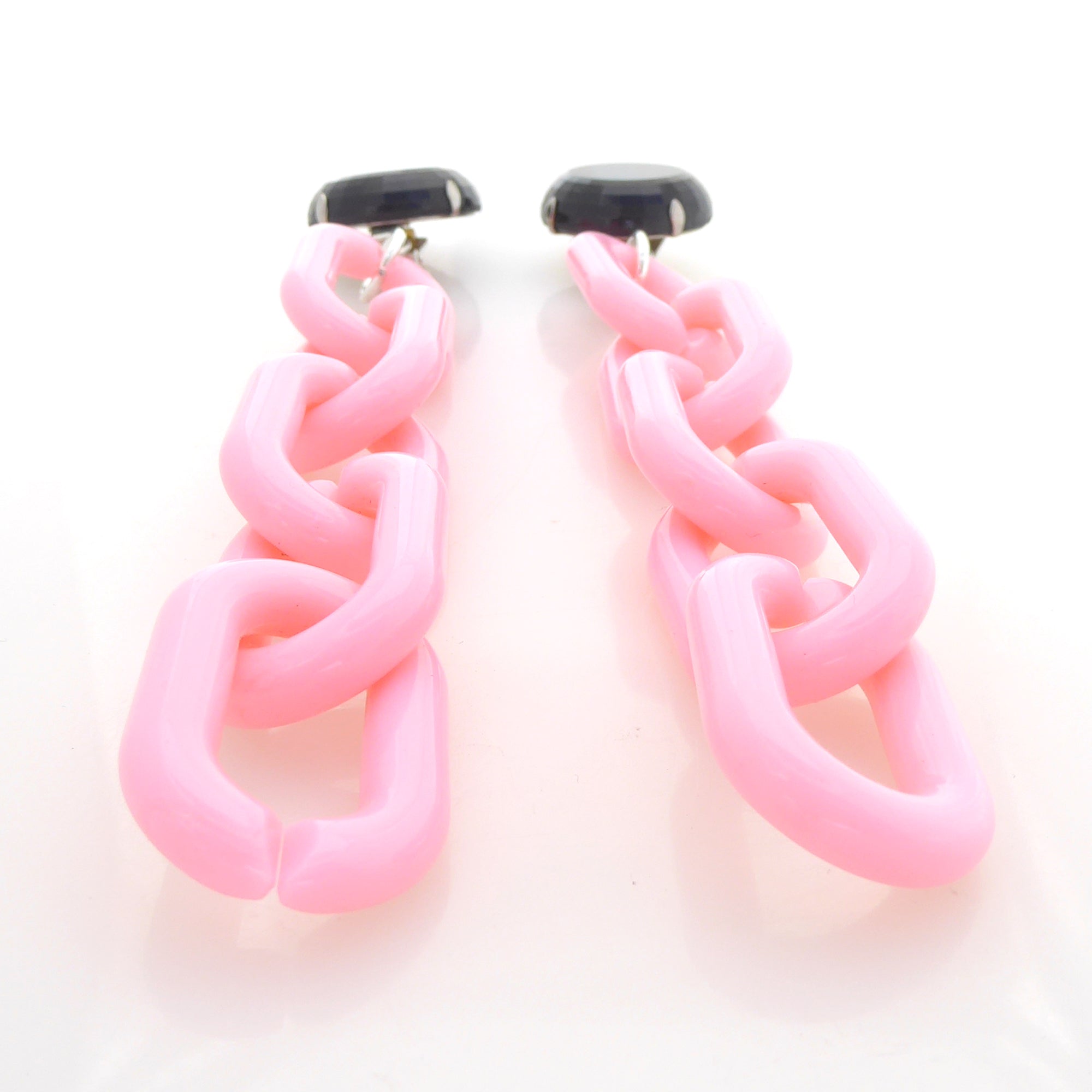 1960s Black glass and pink chain earrings by Jenny Dayco 3