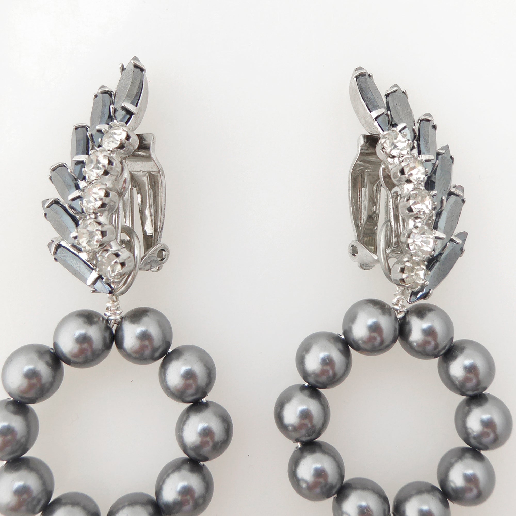Gunmetal rhinestone and pearl earrings by Jenny Dayco 4