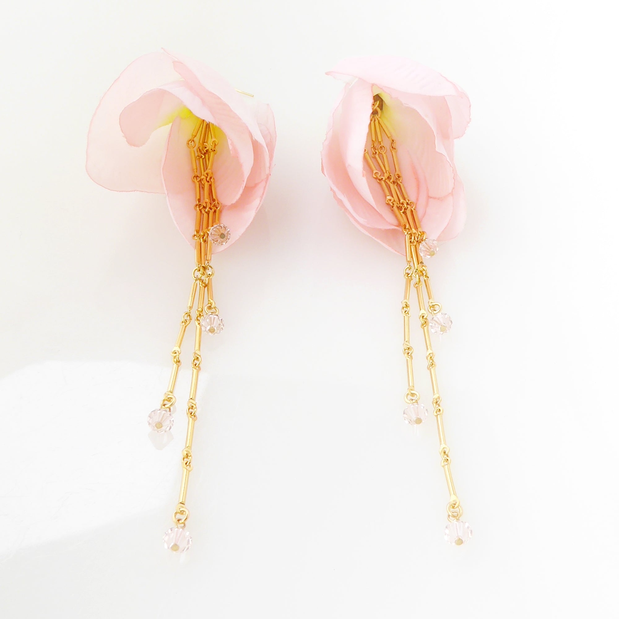 Pink beaded tulip earrings by Jenny Dayco 3
