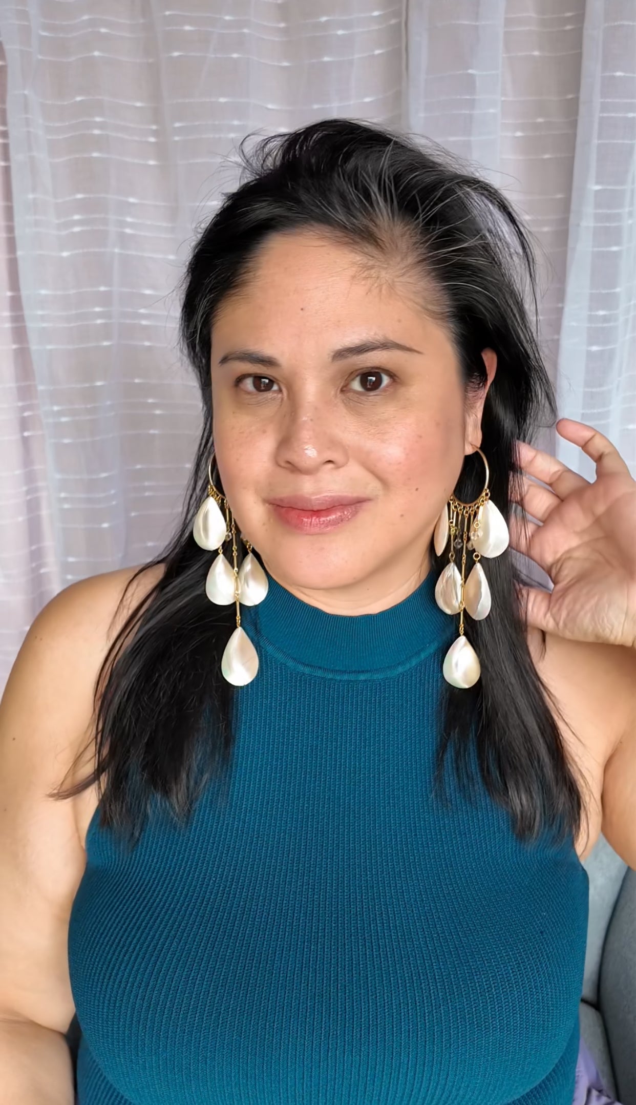 Raindrop shell hoop earrings