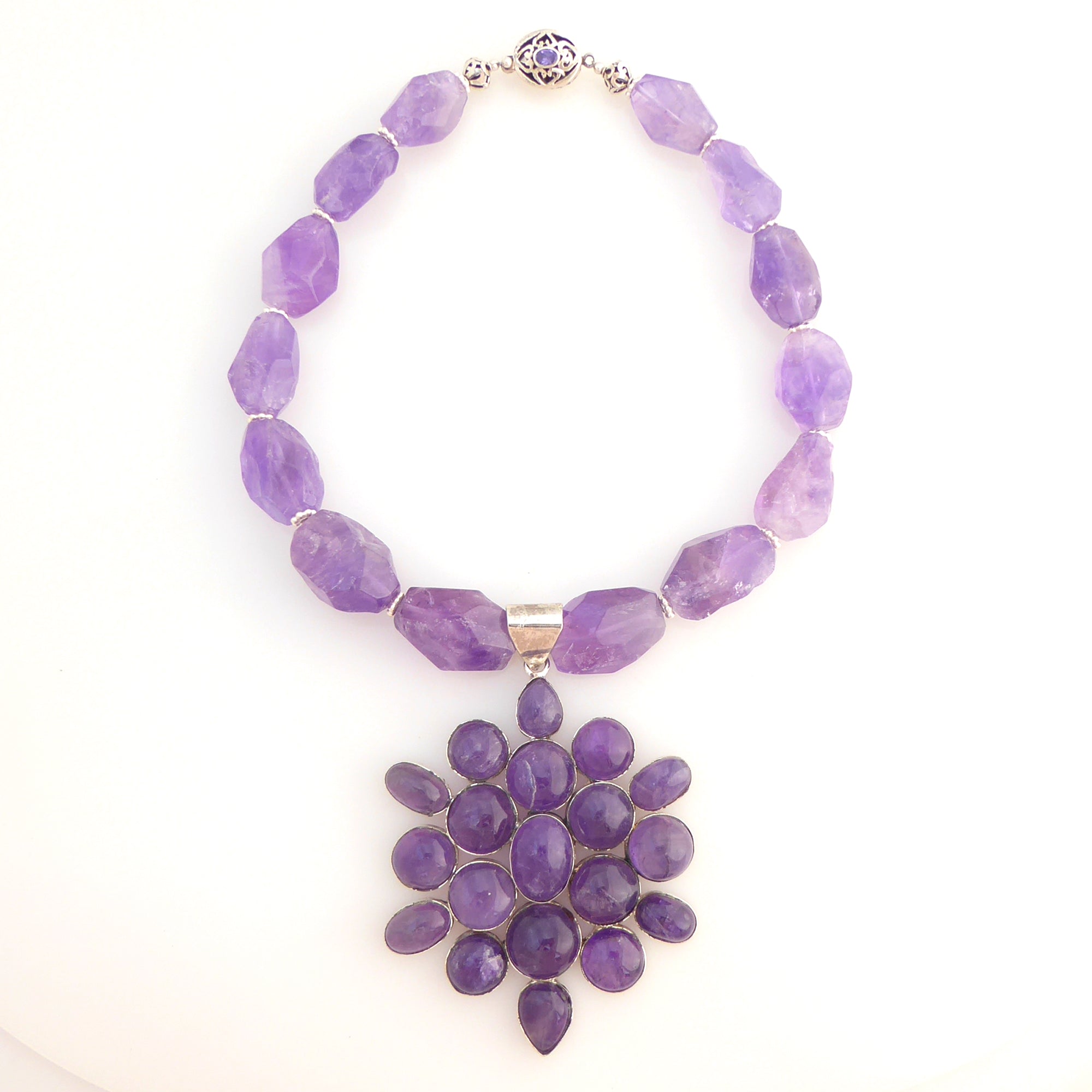 Amethyst star necklace by Jenny Dayco 5