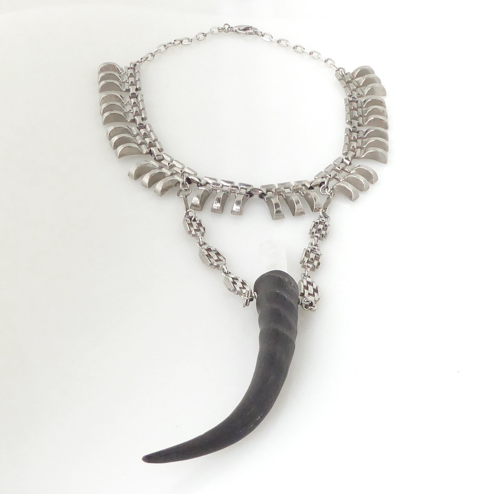 Antelope horn and quartz necklace by Jenny Dayco 3