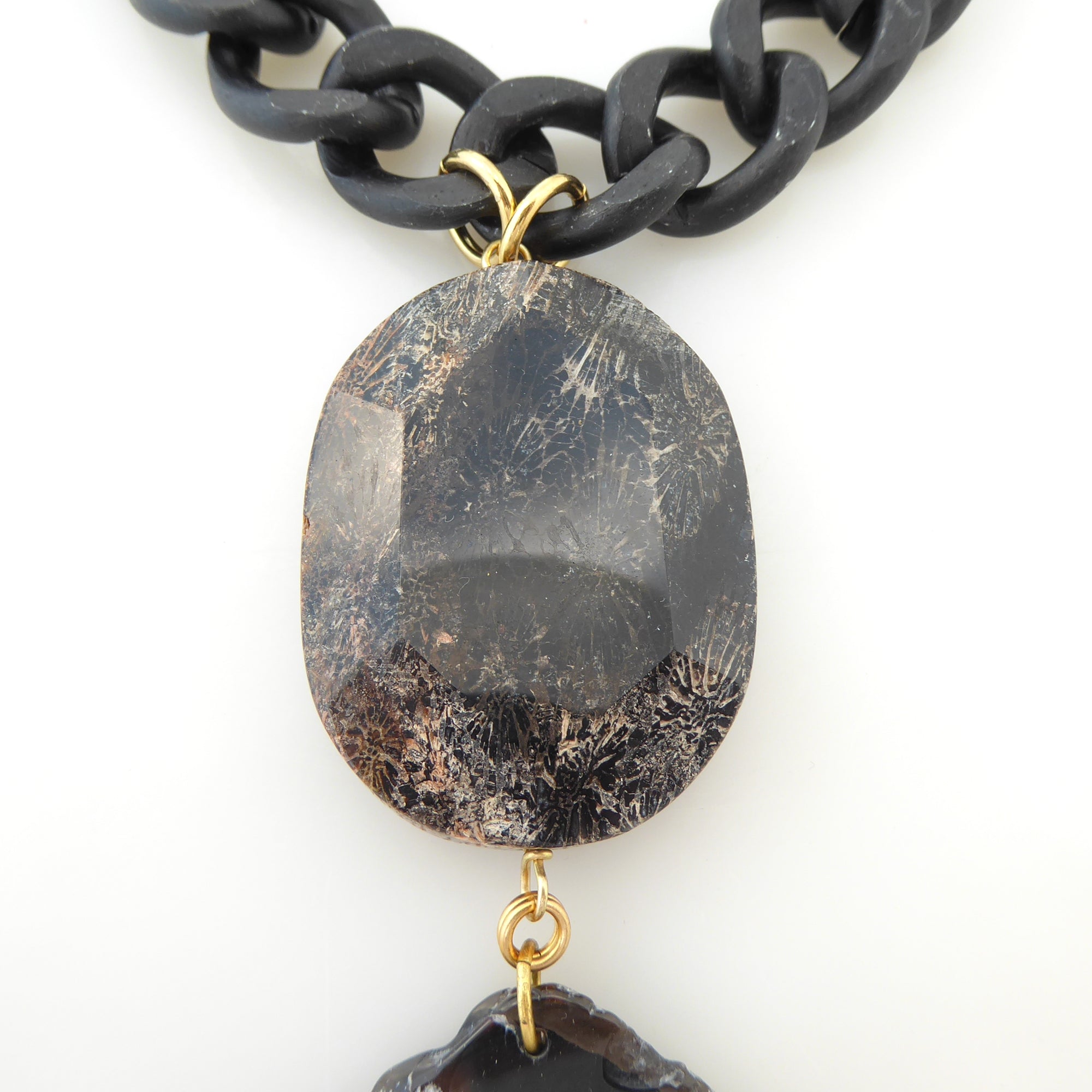 Black agate pendant necklace by Jenny Dayco 5