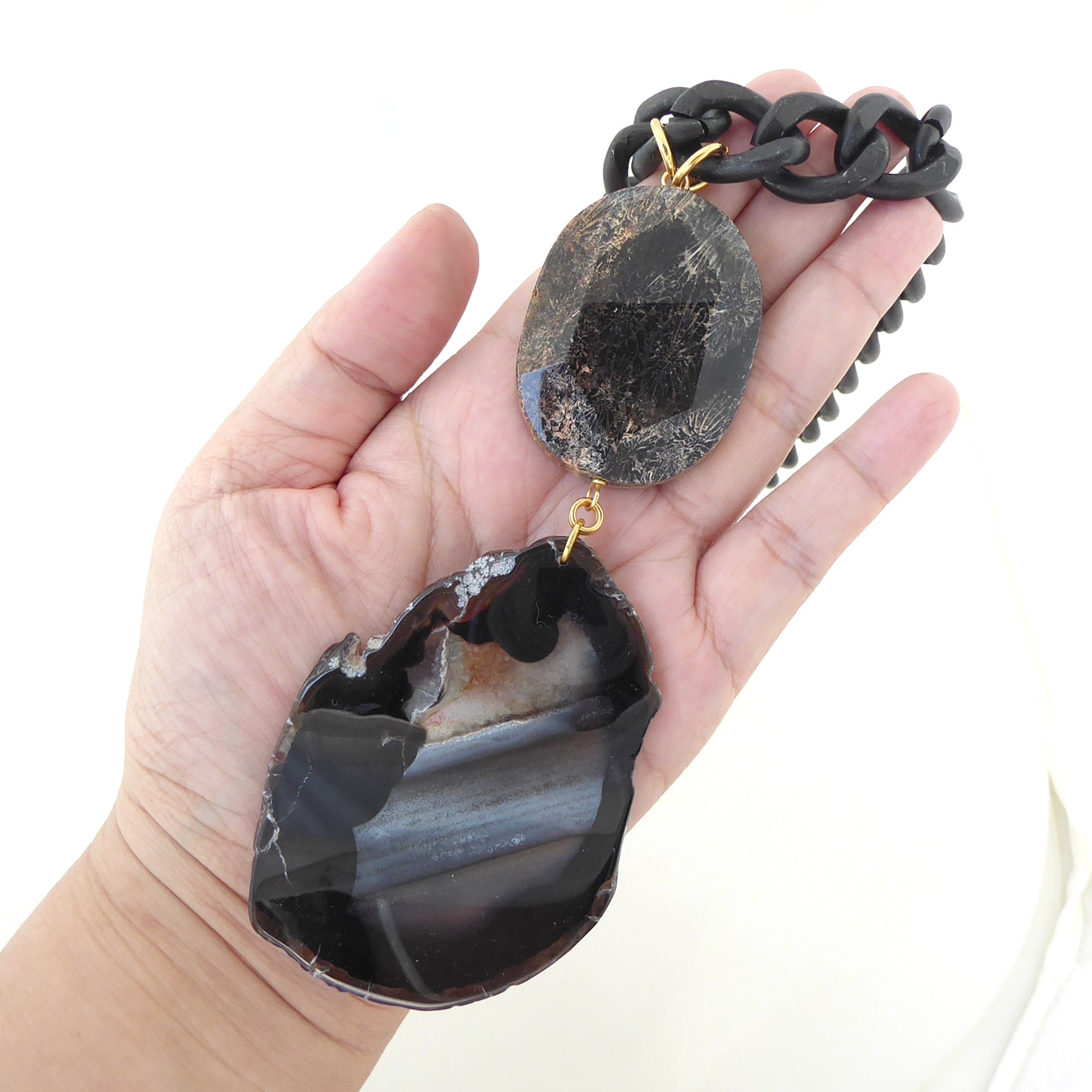 Black agate pendant necklace by Jenny Dayco 8