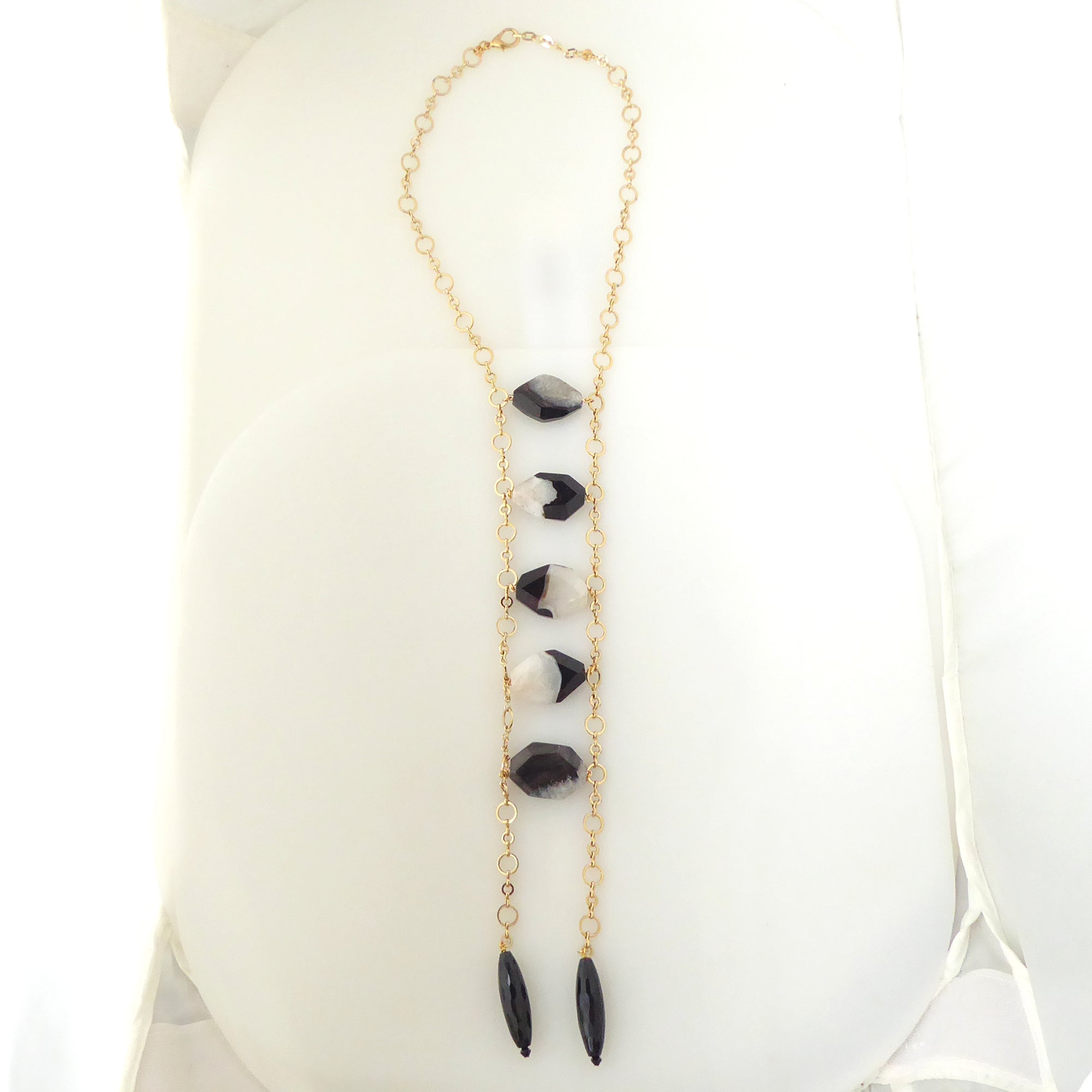 Black dyed agate column necklace by Jenny Dayco 6