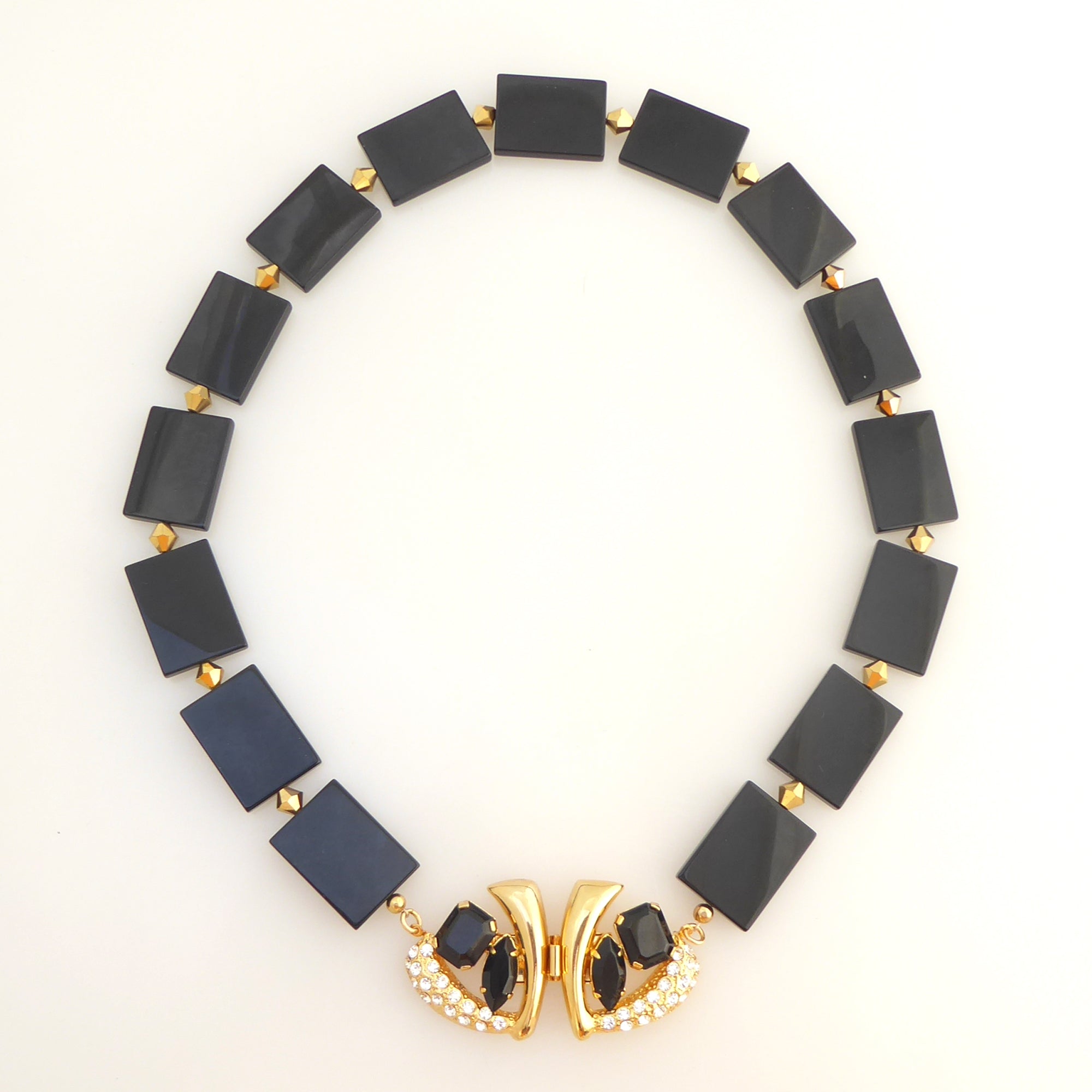 Black onyx golden collar necklace by Jenny Dayco 5