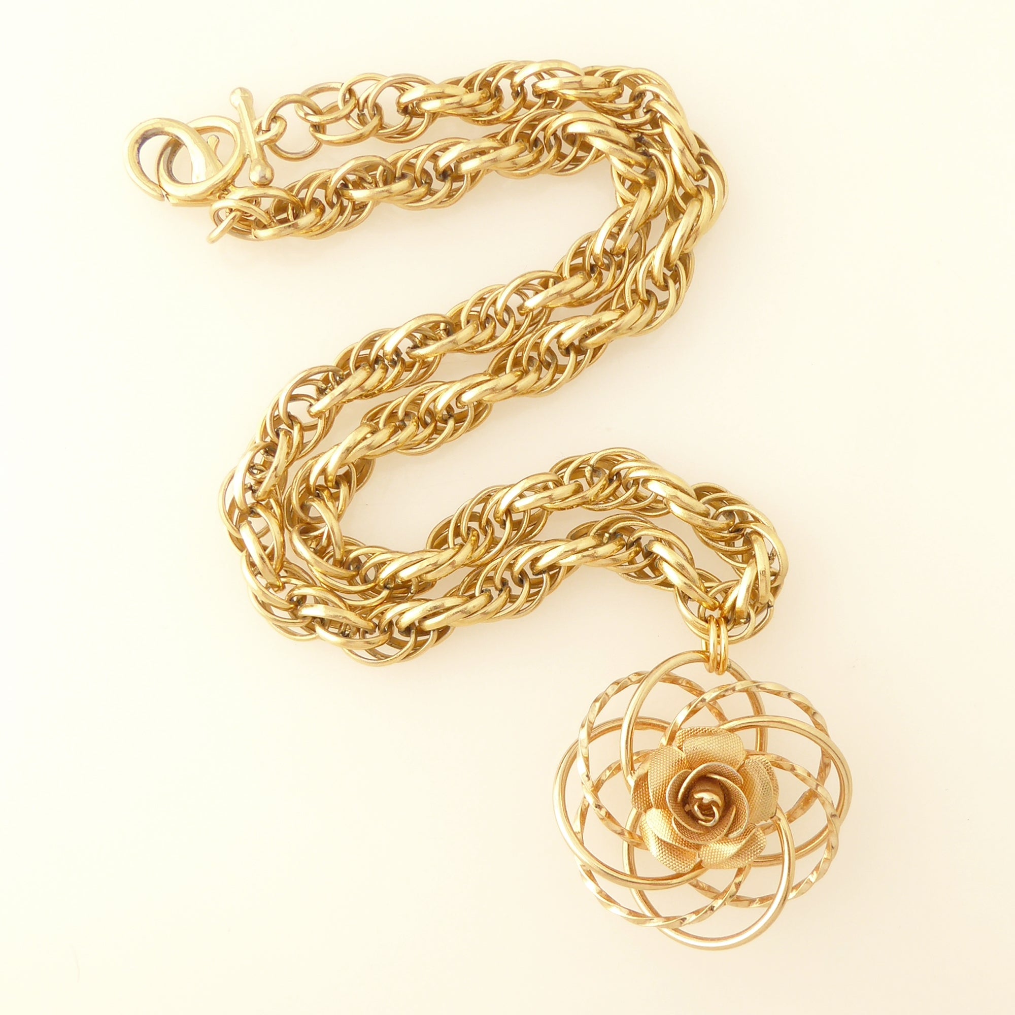 Concentric circle rose necklace by Jenny Dayco 4