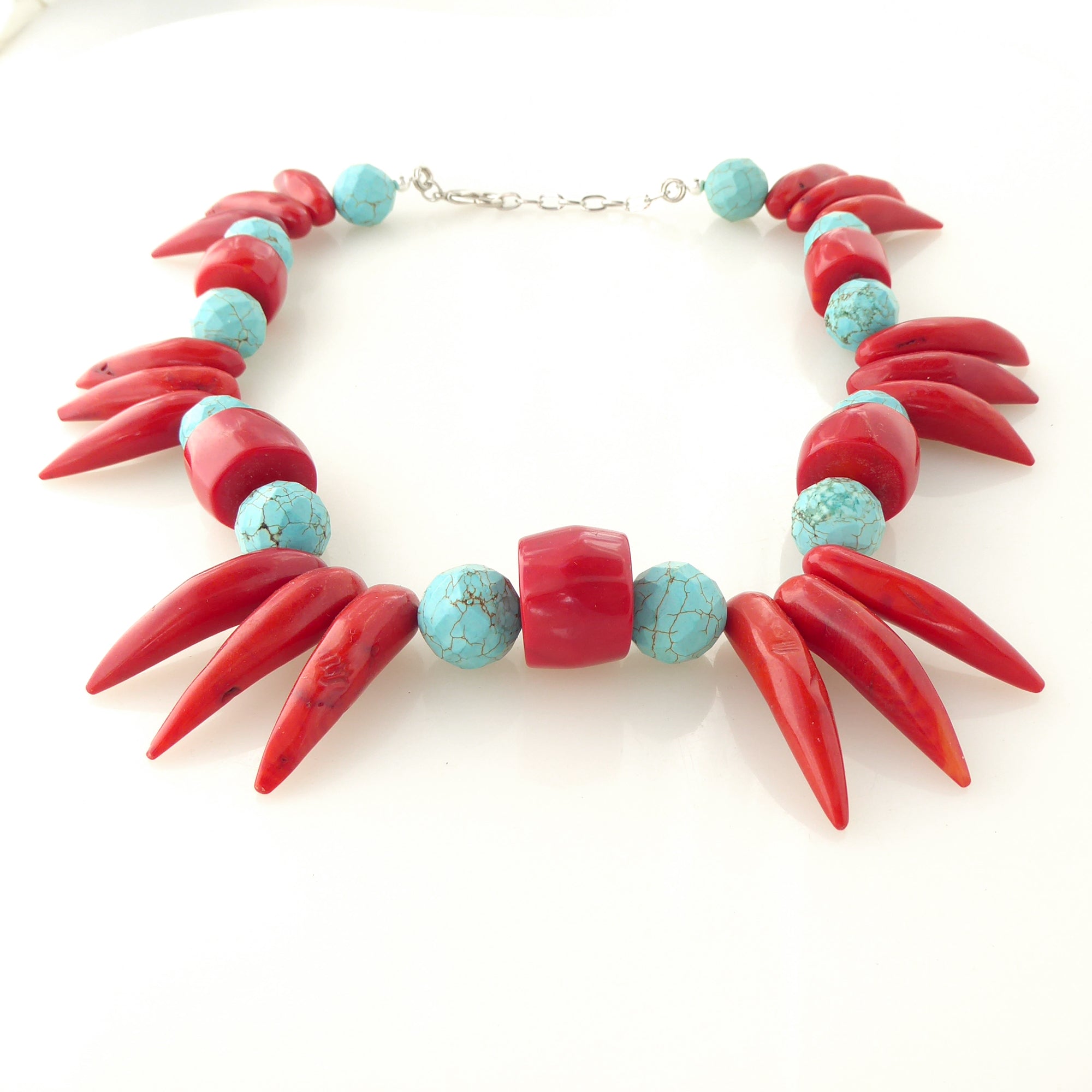 Coral and turquoise howlite collar necklace by Jenny Dayco 3