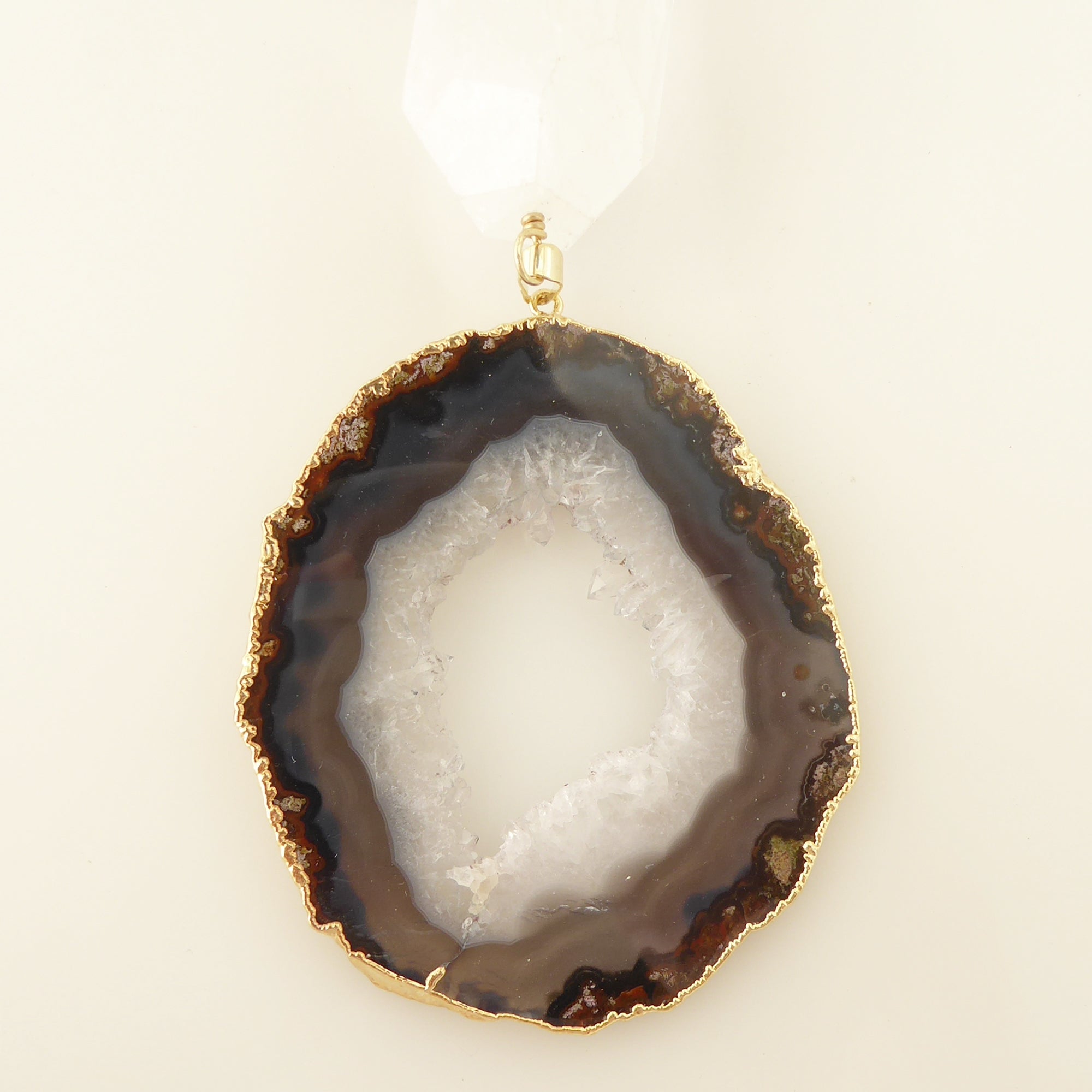 Dark agate slice necklace by Jenny Dayco 4