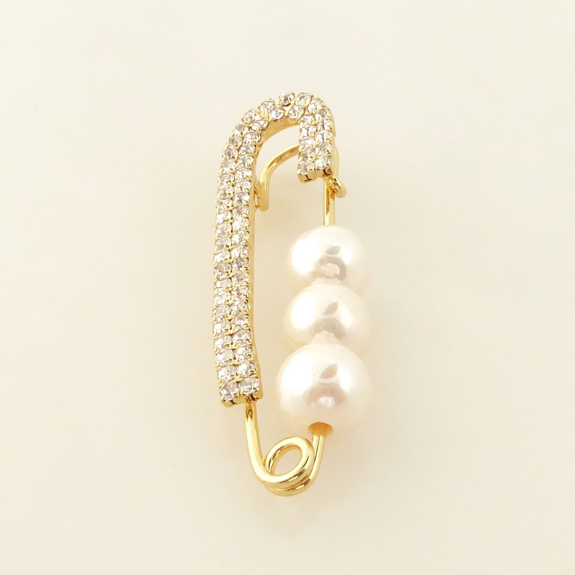 Freshwater pearl and gold rhinestone safety pin brooch by Jenny Dayco 3