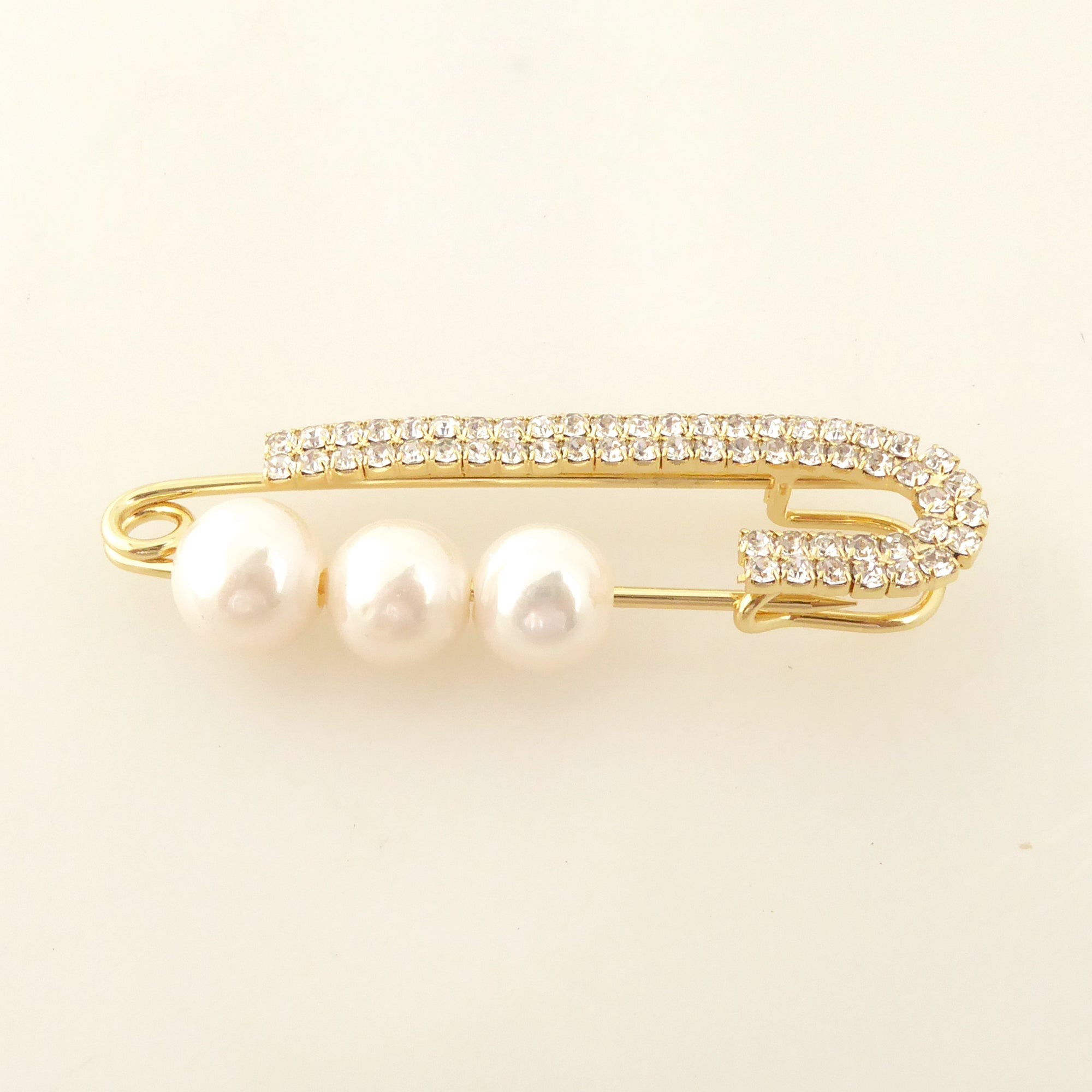 Freshwater pearl and gold rhinestone safety pin brooch by Jenny Dayco 4
