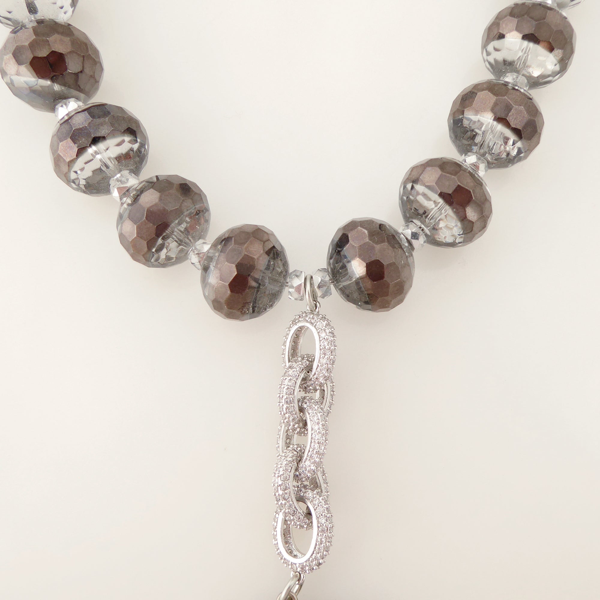 Gauntlet stone necklace by Jenny Dayco 5