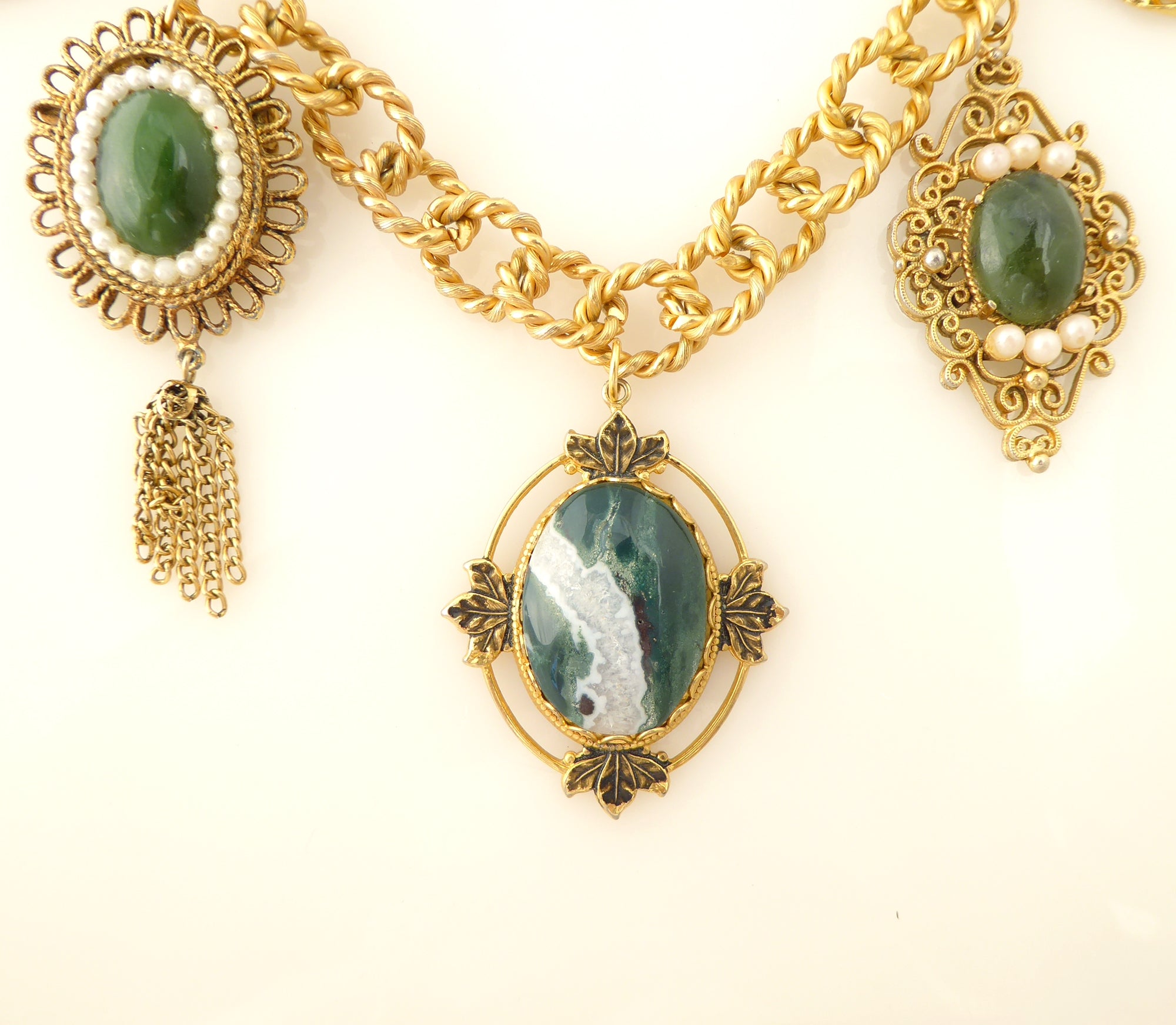 Green aventurine vintage necklace by Jenny Dayco 5
