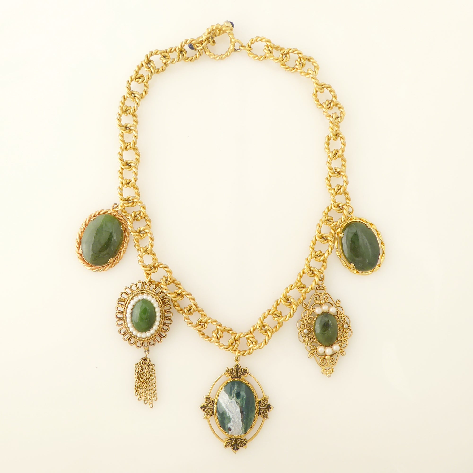 Green aventurine vintage necklace by Jenny Dayco 7