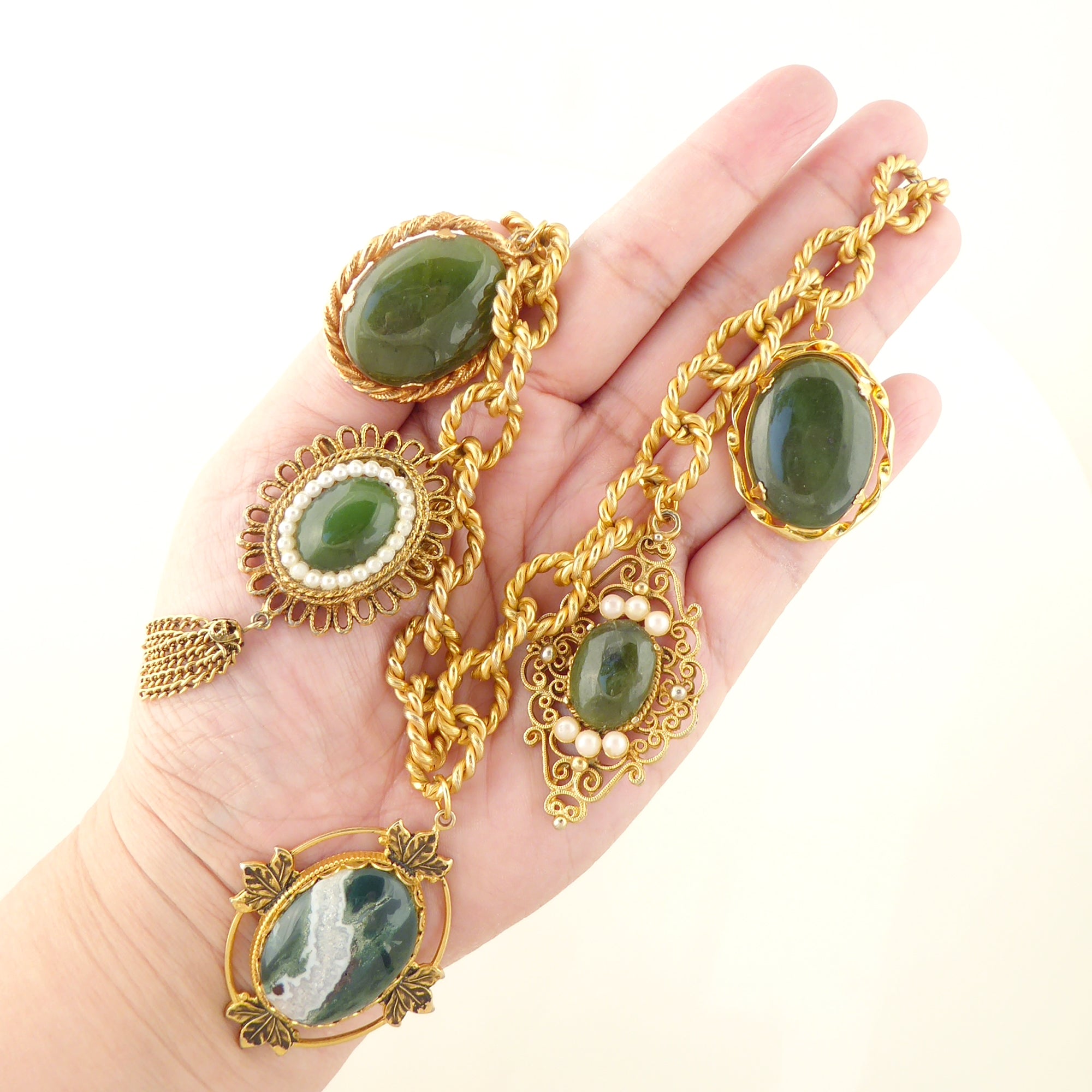 Green aventurine vintage necklace by Jenny Dayco 9