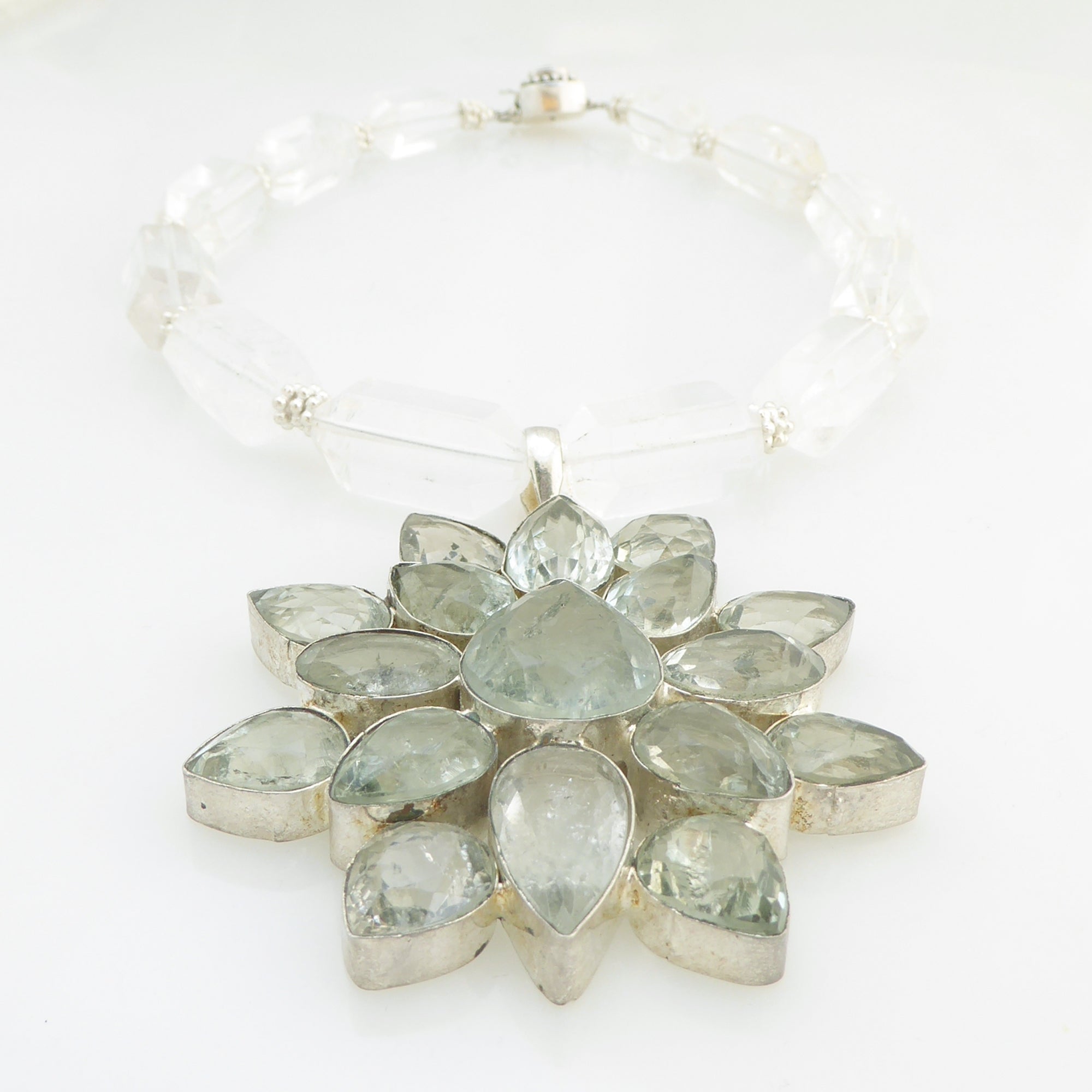 Green quartz star necklace by Jenny Dayco 3