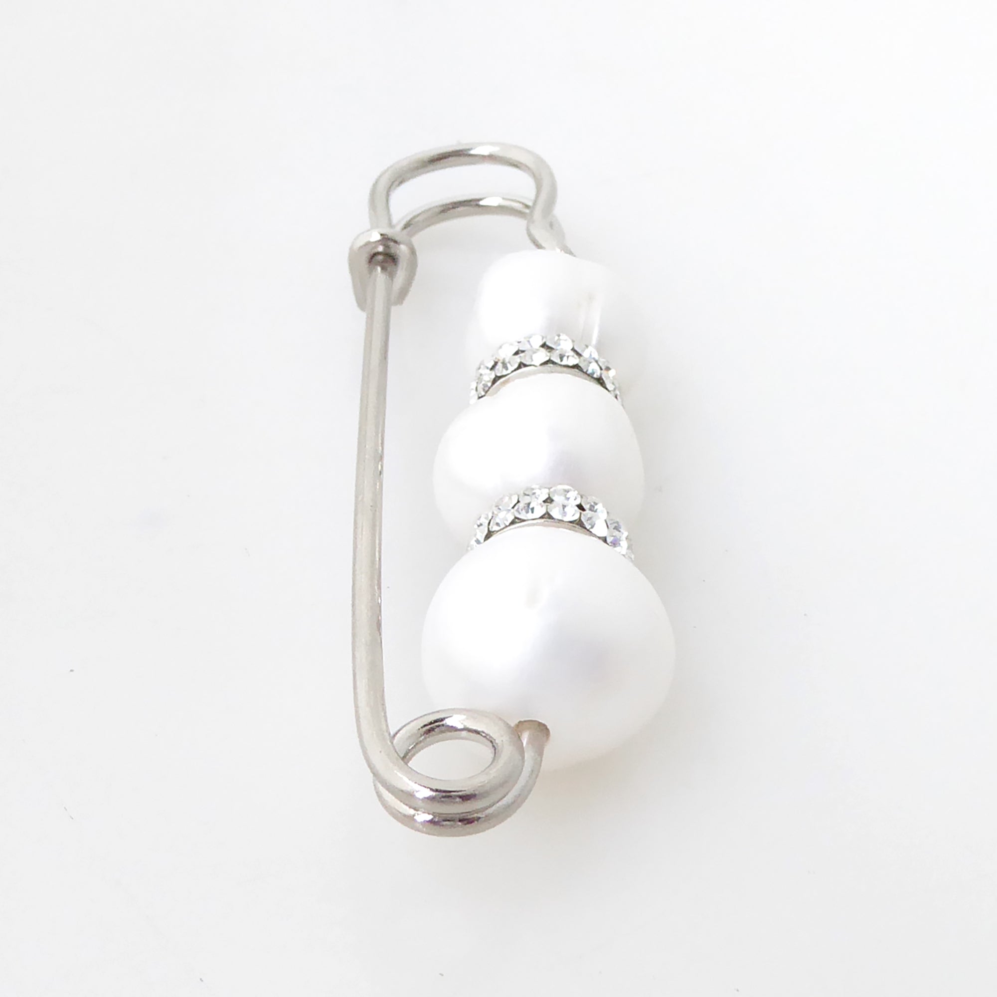 Large pearl and rhinestone safety pin brooch by Jenny Dayco 3