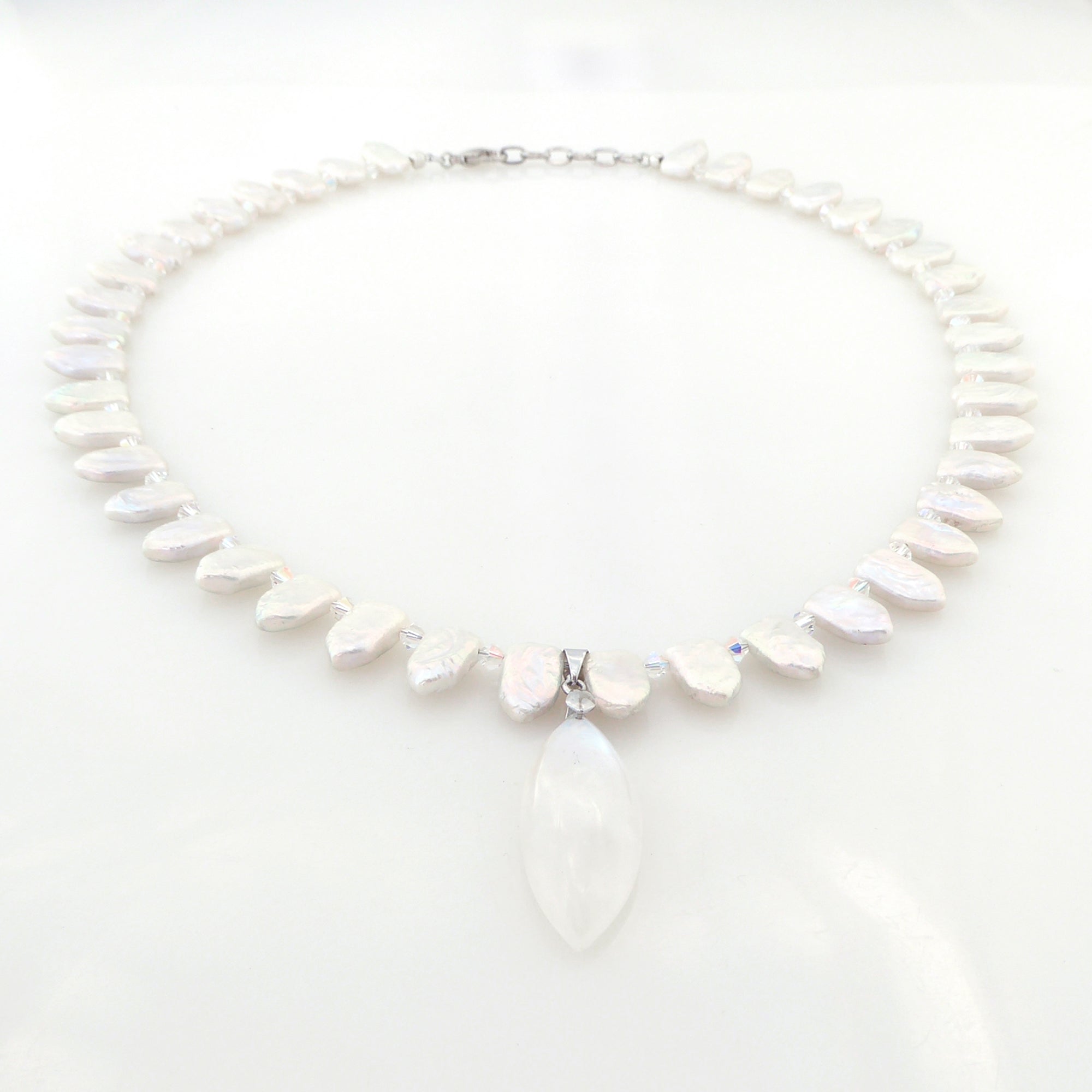 Moonstone pearl collar necklace by Jenny Dayco 3