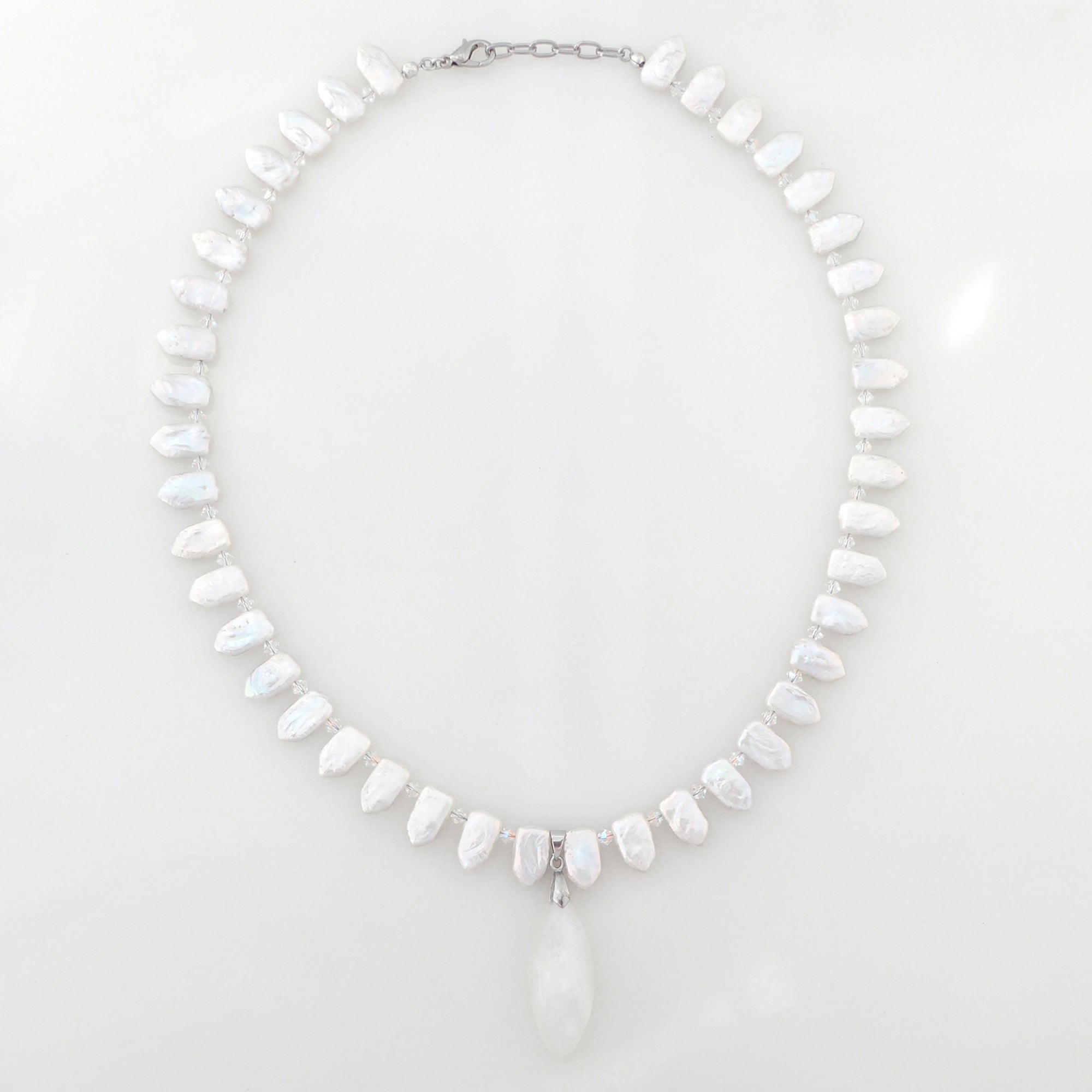 Moonstone pearl collar necklace by Jenny Dayco 5