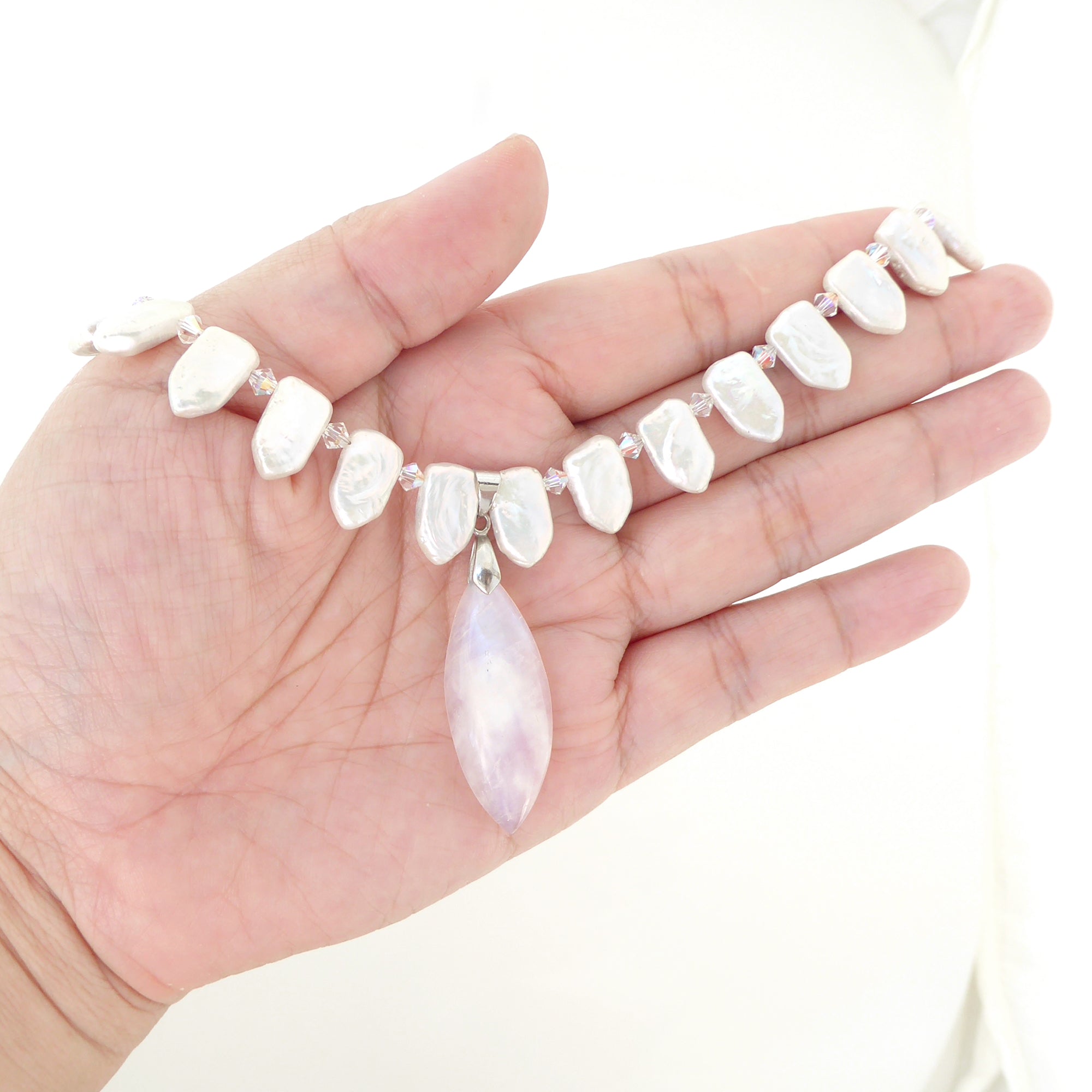 Moonstone pearl collar necklace by Jenny Dayco 6