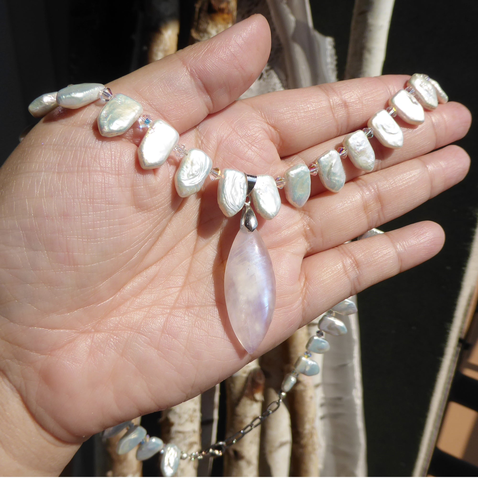 Moonstone pearl collar necklace by Jenny Dayco 7