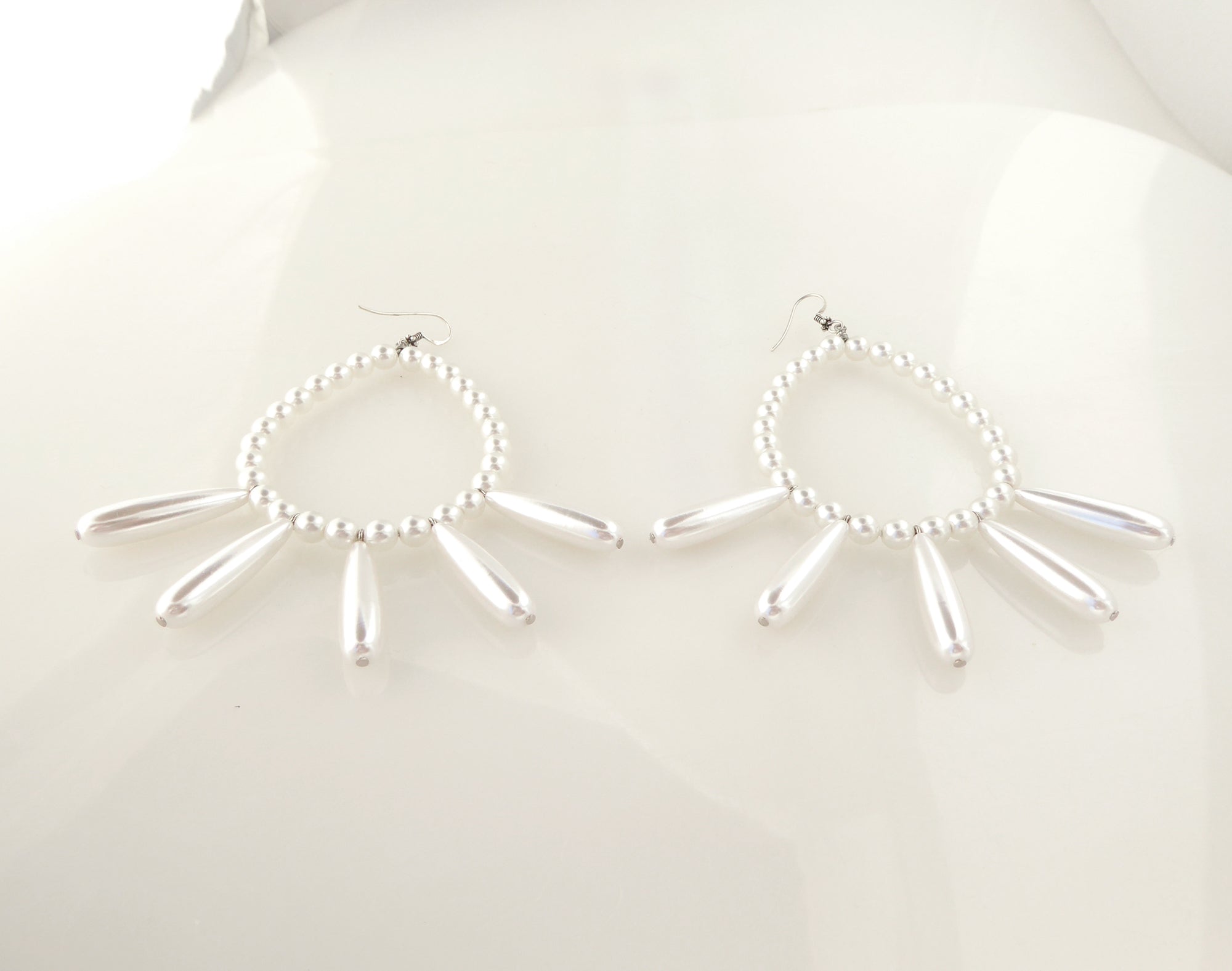 Pearl teardrop earrings by Jenny Dayco 3