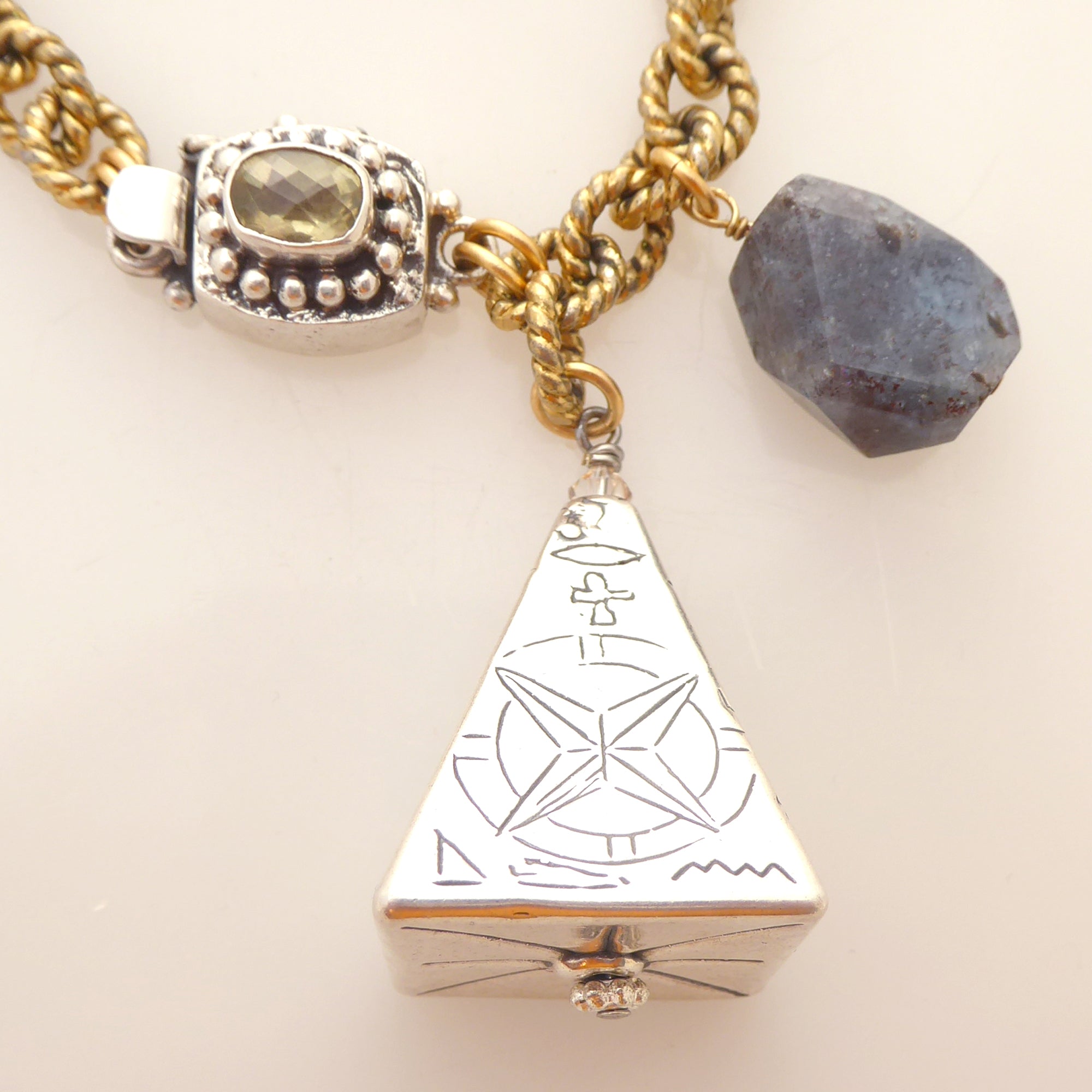 Silver pyramid bracelet by Jenny Dayco 5