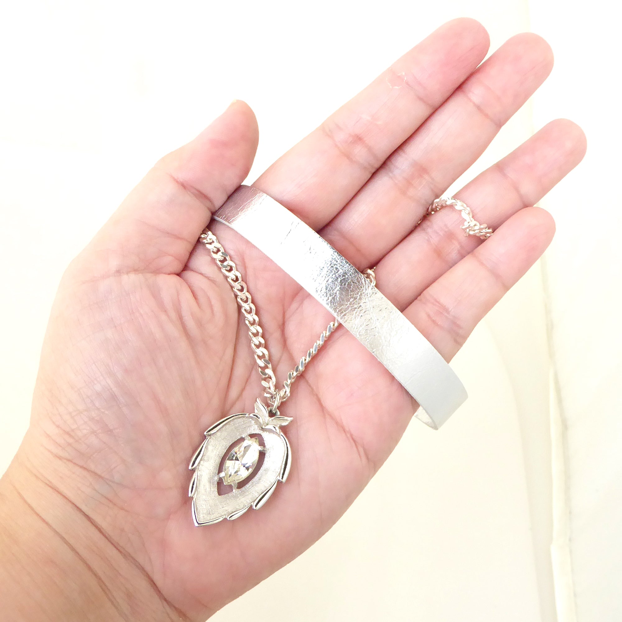 Silver rhinestone leaf layered necklace by Jenny Dayco 6