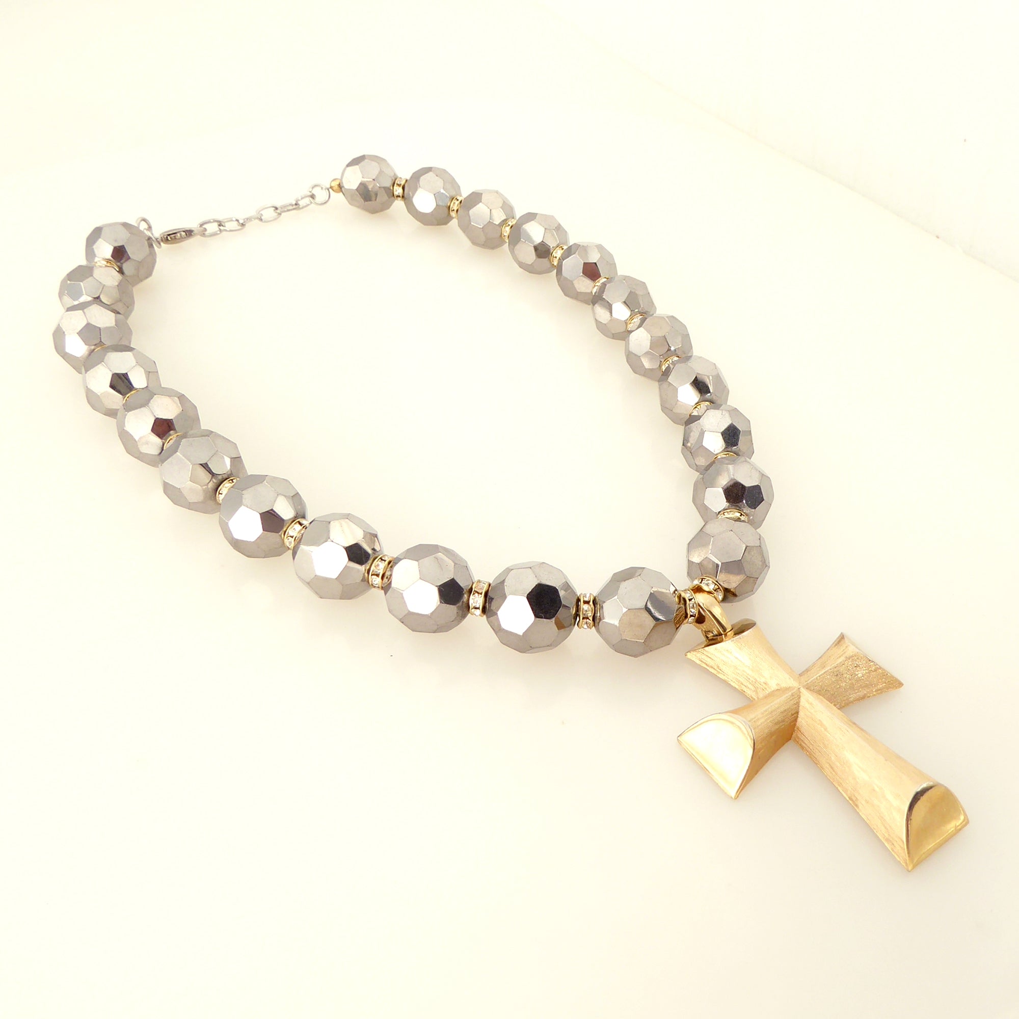  Vintage gold cross necklace by Jenny Dayco 2