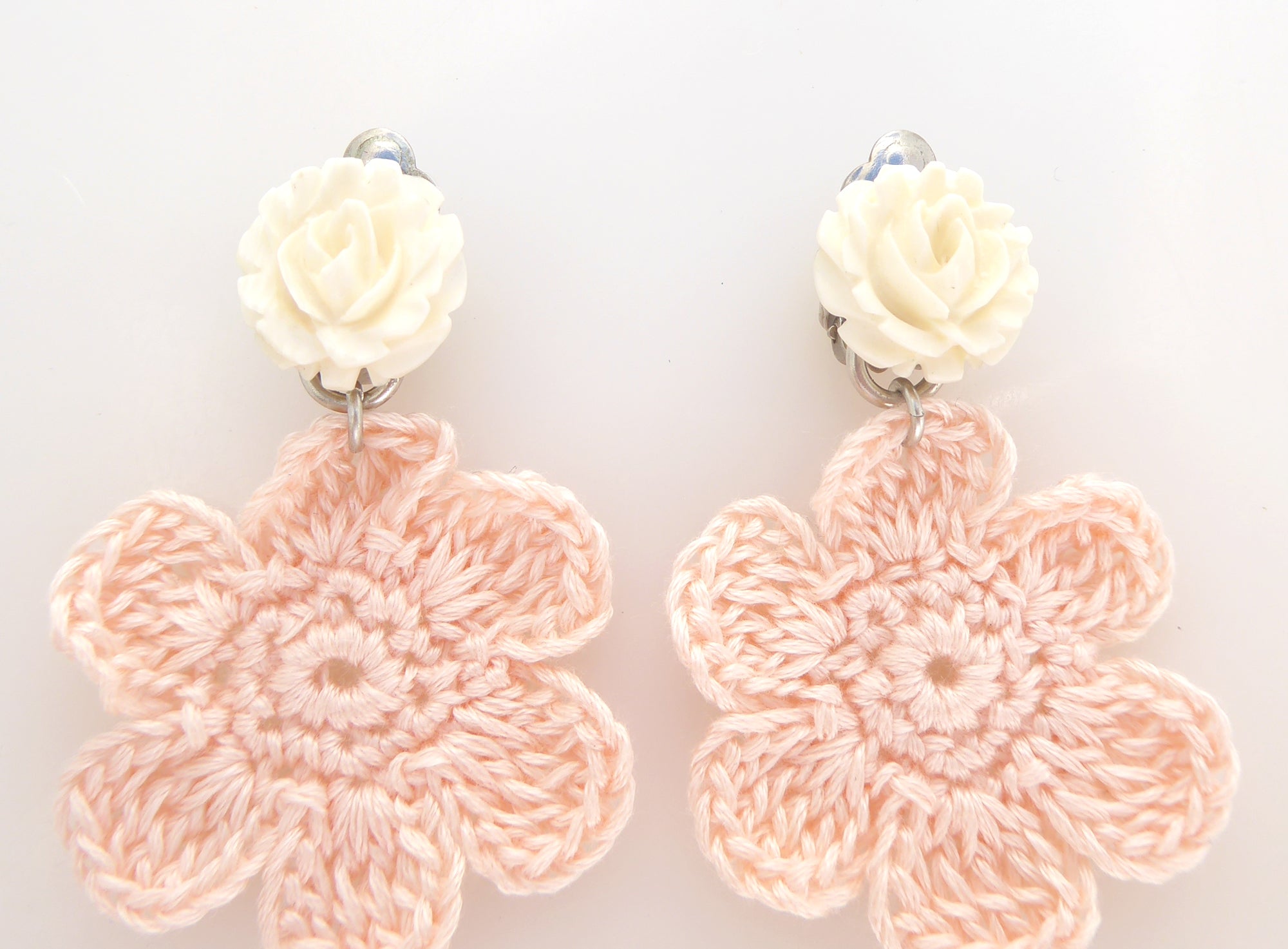 1950s celluloid rose and pale pink crochet flower earrings by Jenny Dayco 4