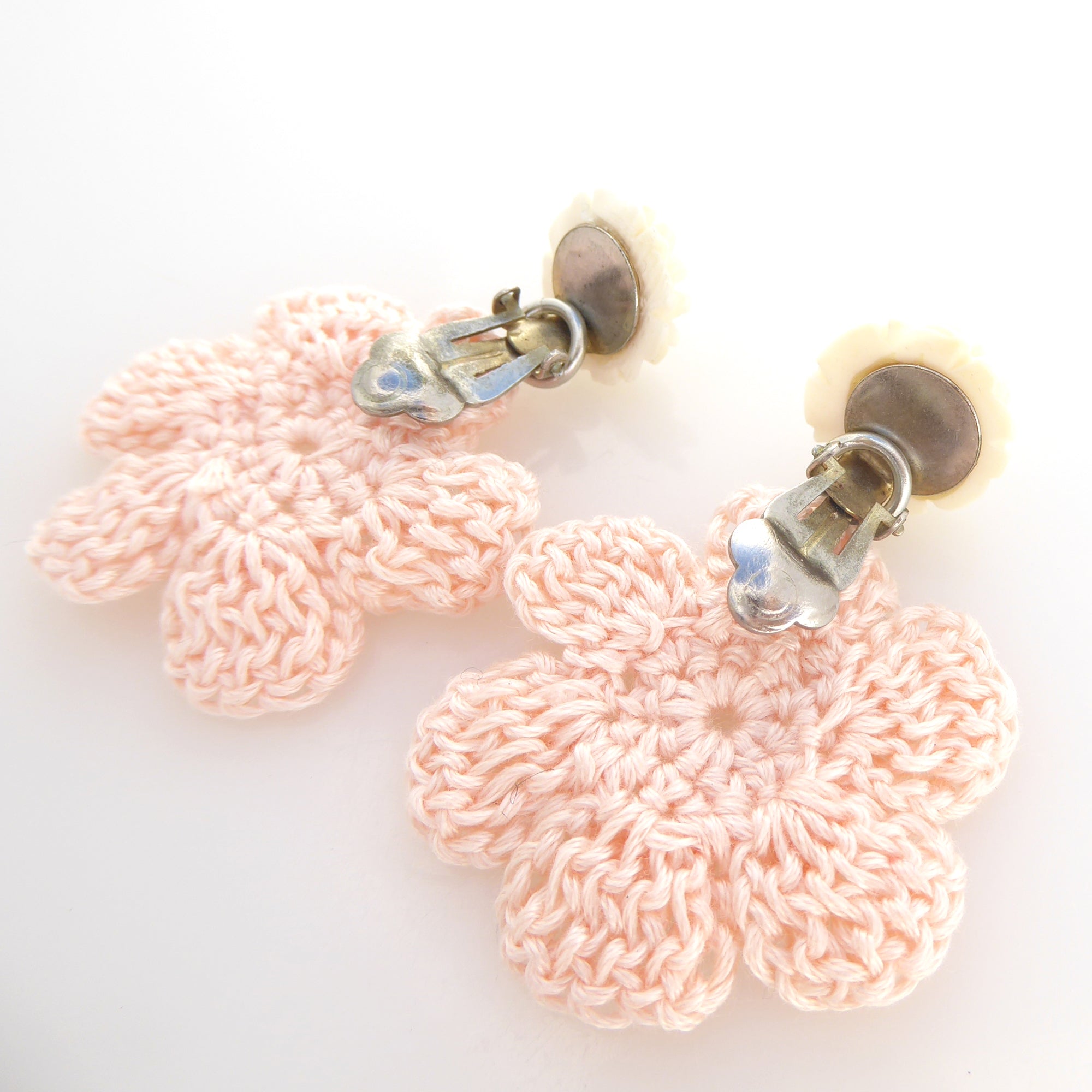 1950s celluloid rose and pale pink crochet flower earrings by Jenny Dayco 6