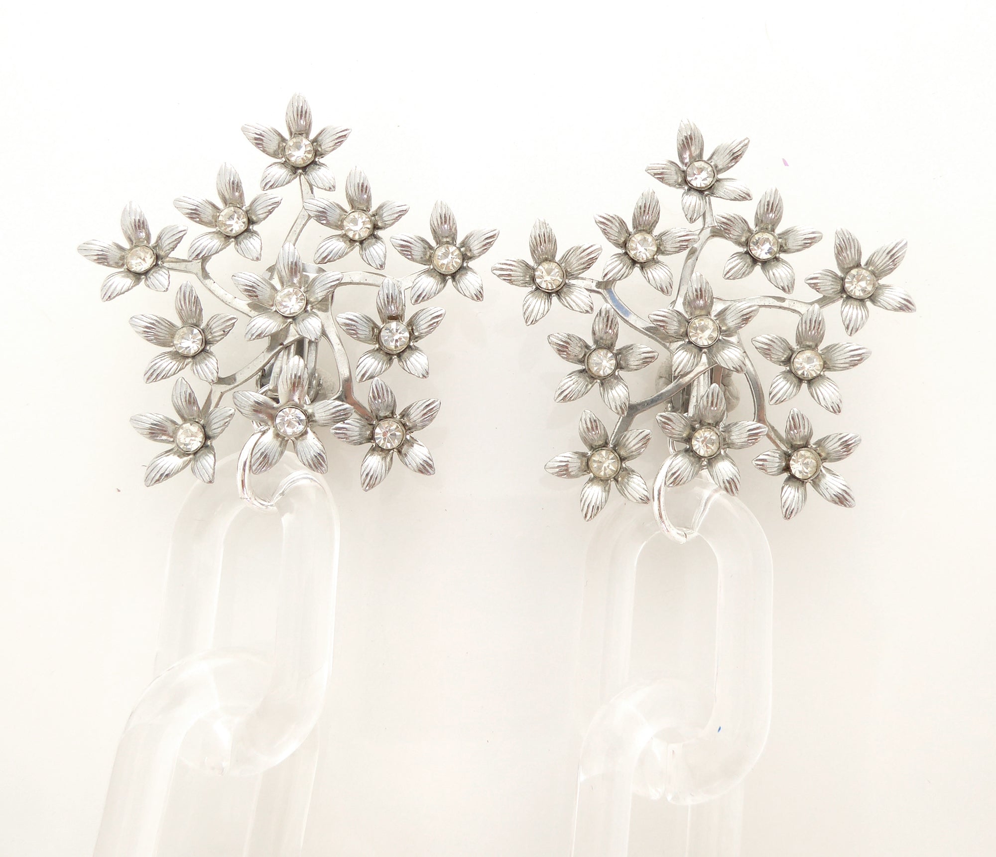 1950s silver flower rhinestone and clear chain earrings by Jenny Dayco 4