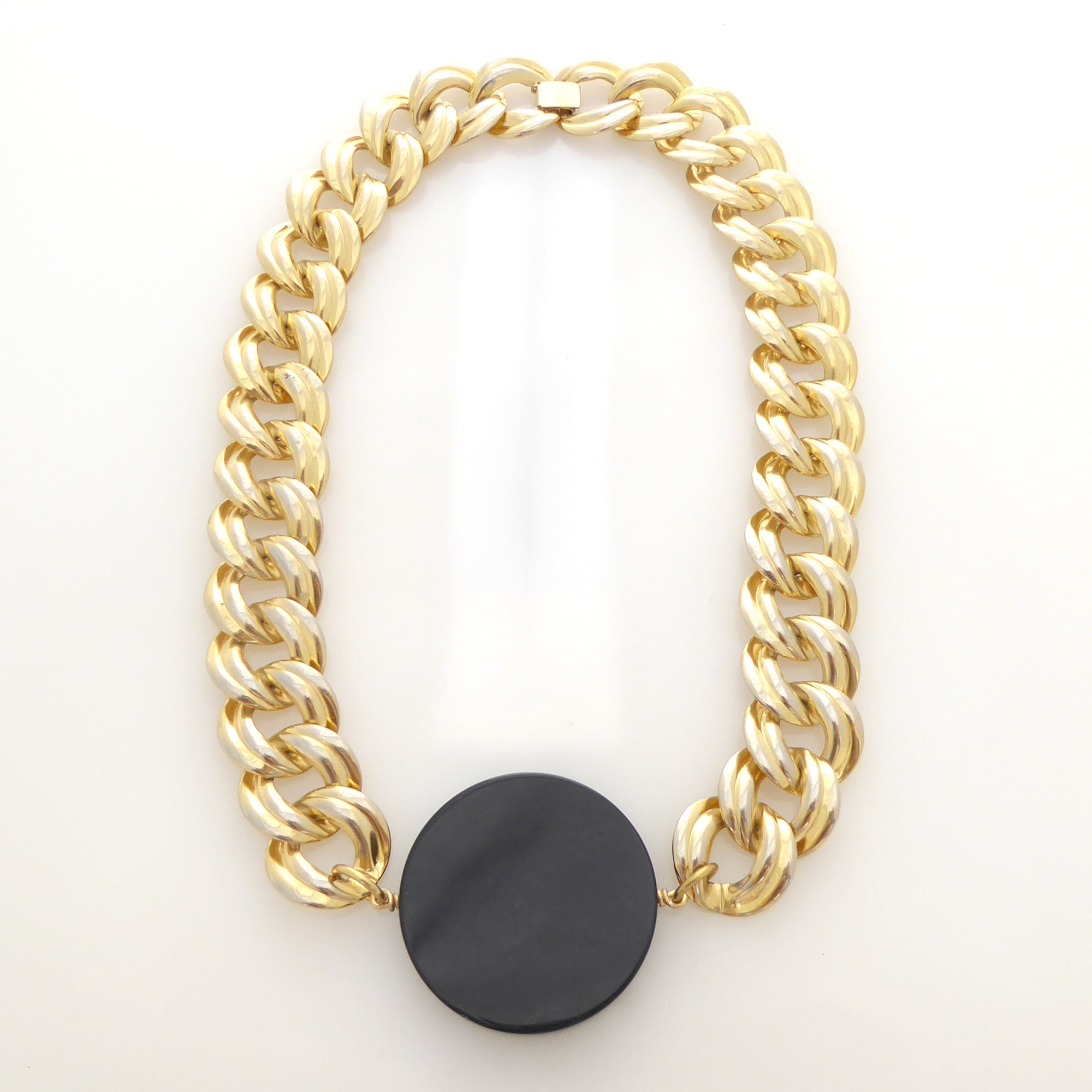 Black onyx circle necklace