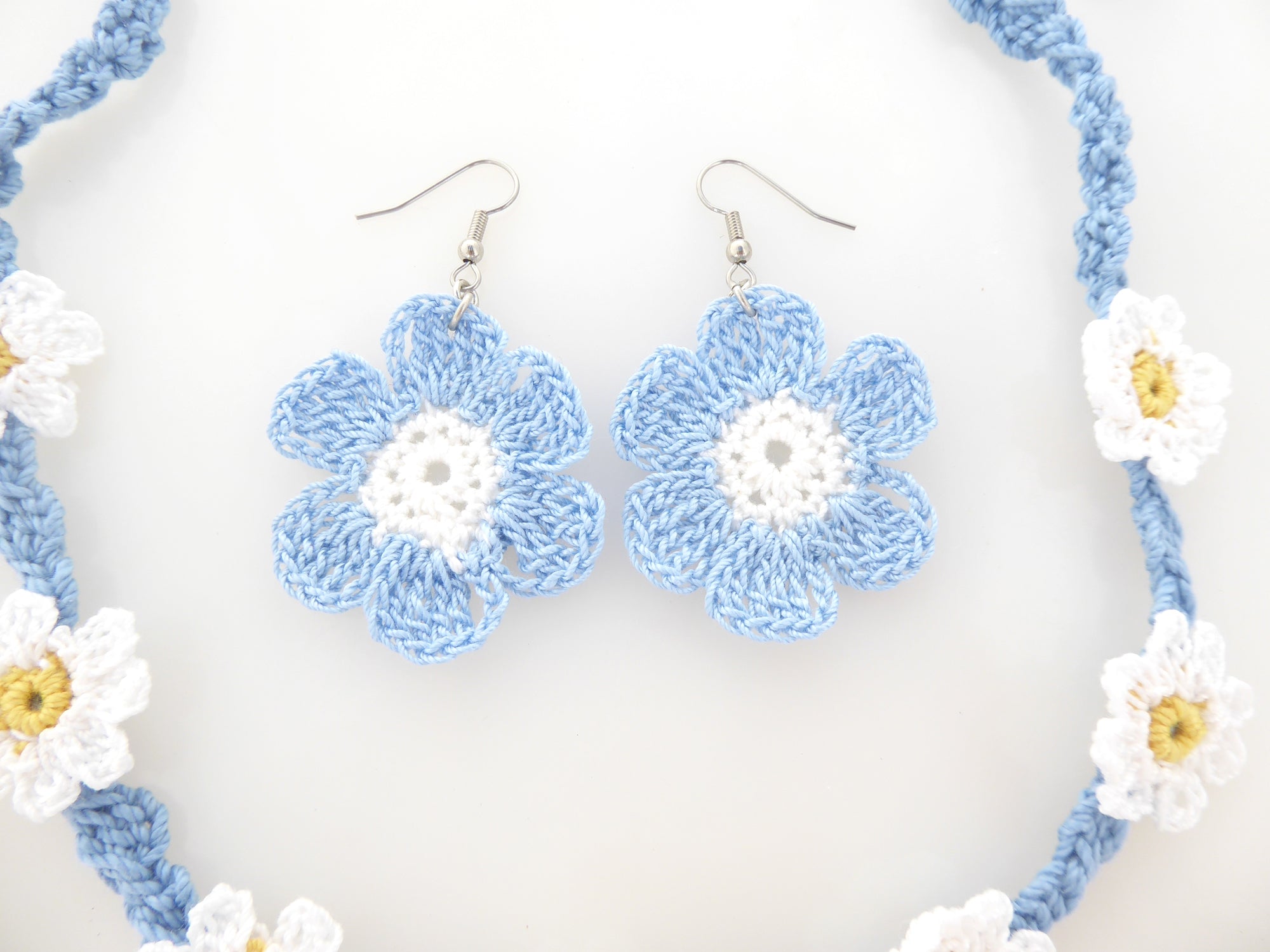 Blue and white flower crochet earring and necklace set by Jenny Dayco 4