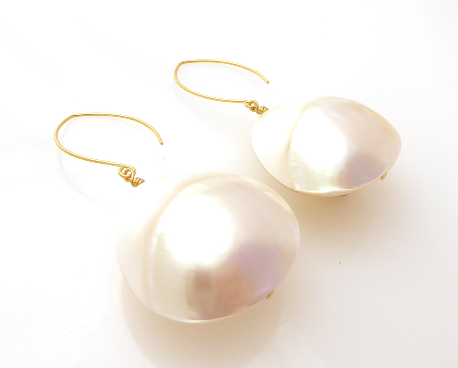 Chiaro di luna shell earrings by Jenny Dayco 2