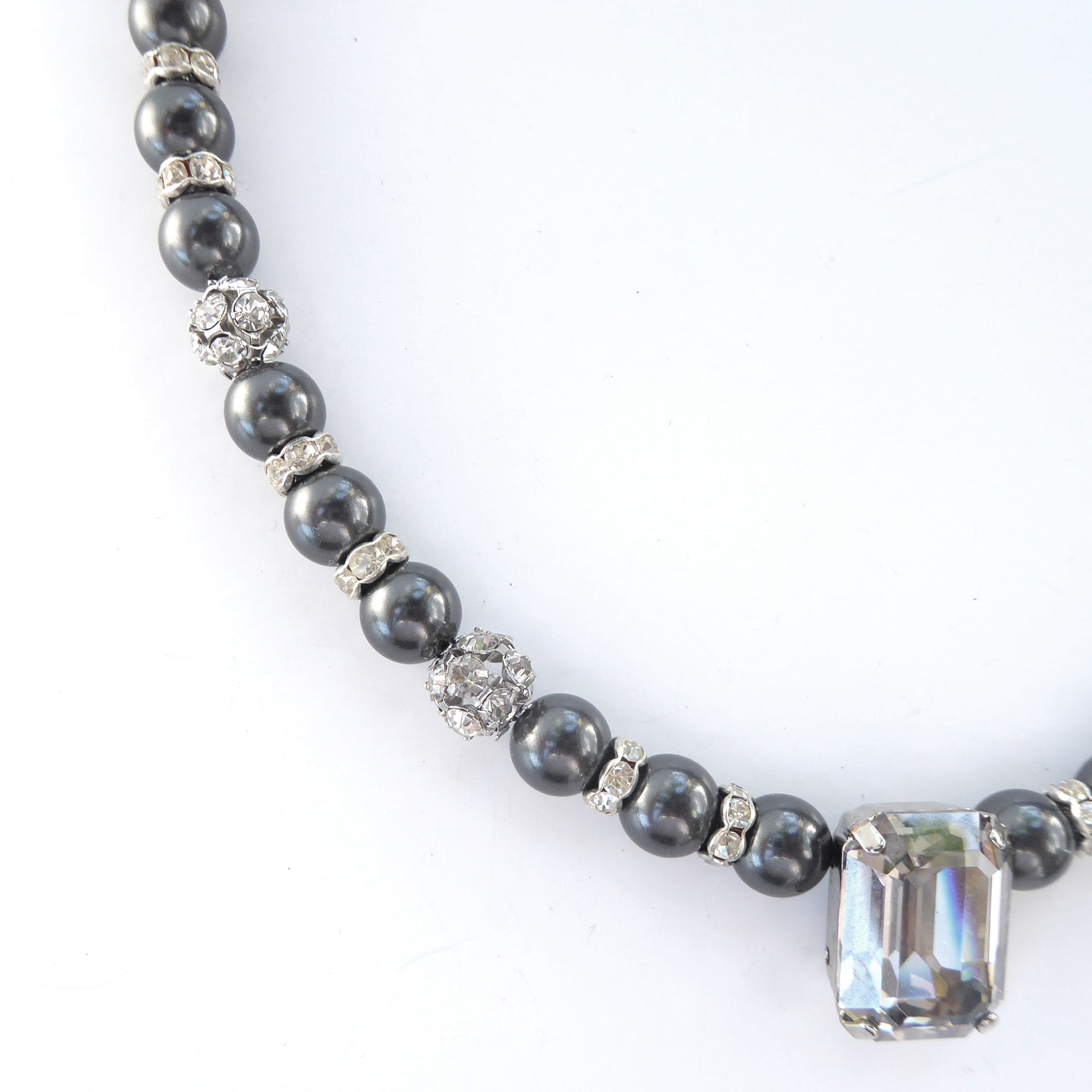 Cinzento pearl necklace by Jenny Dayco 6