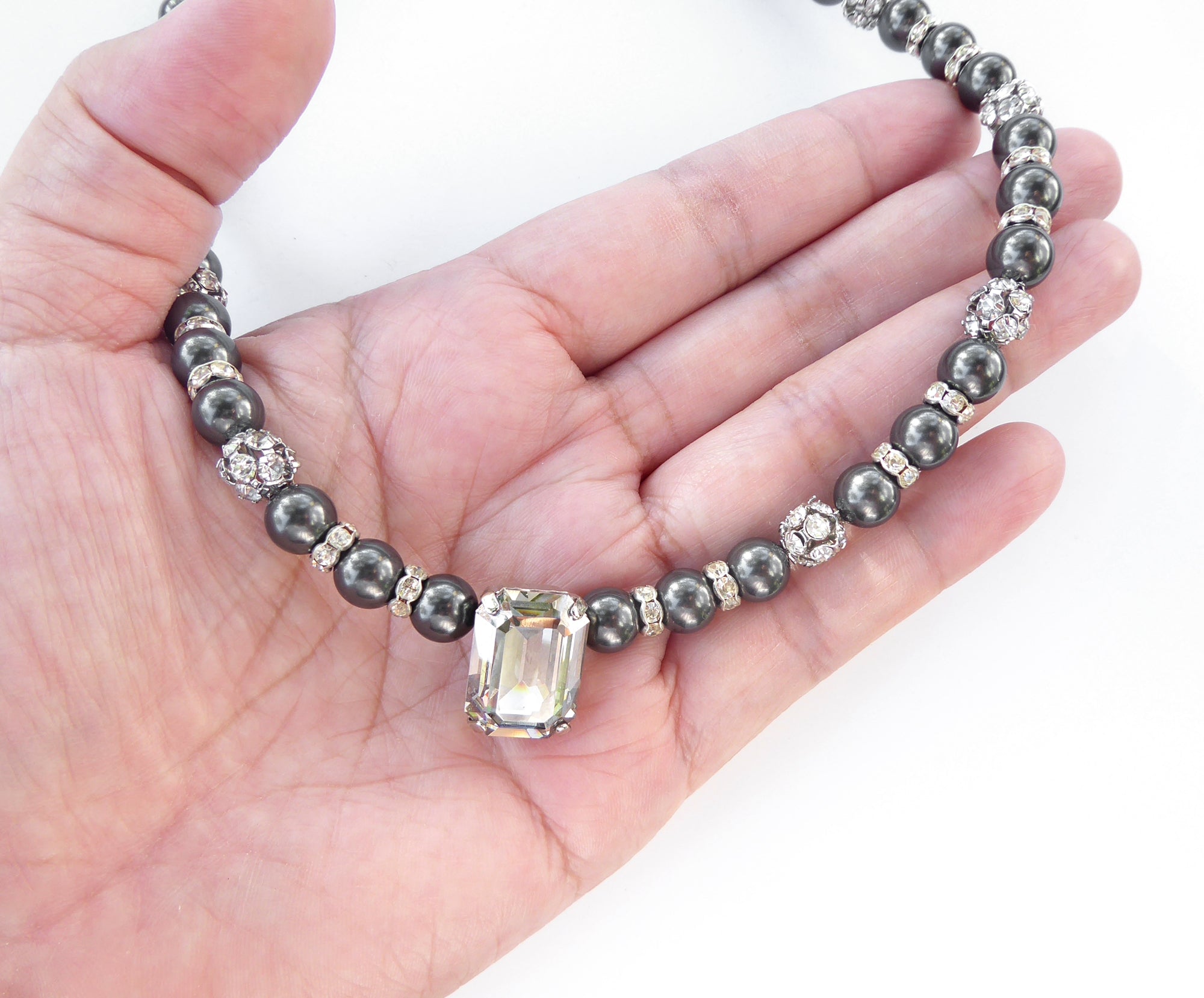 Cinzento pearl necklace by Jenny Dayco 7