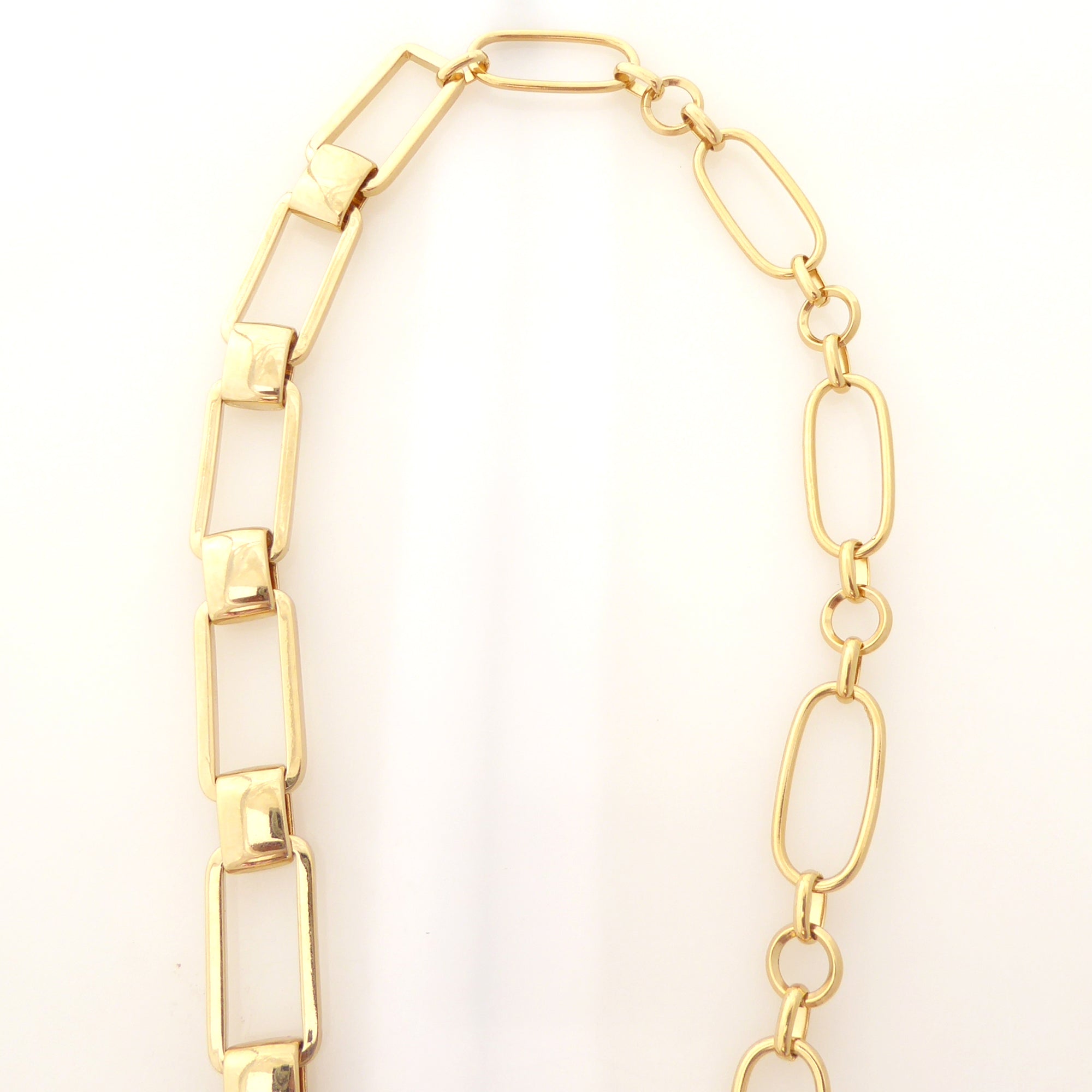 Gold geometric link necklace