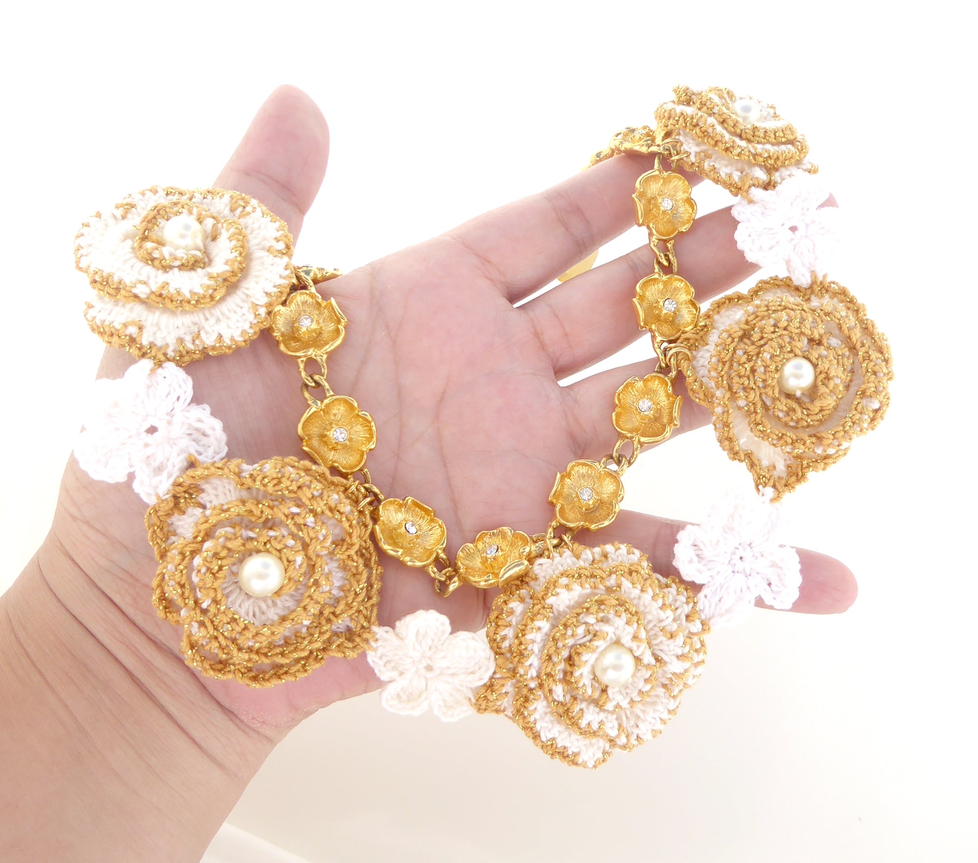 Gold and white crochet flower necklace by Jenny Dayco 8