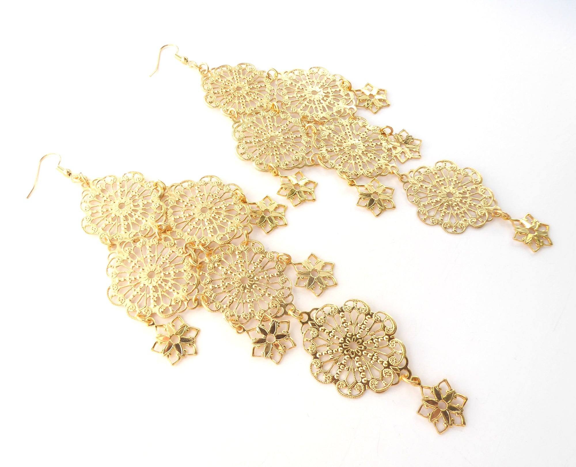 Gold medium estrella earrings by Jenny Dayco 2