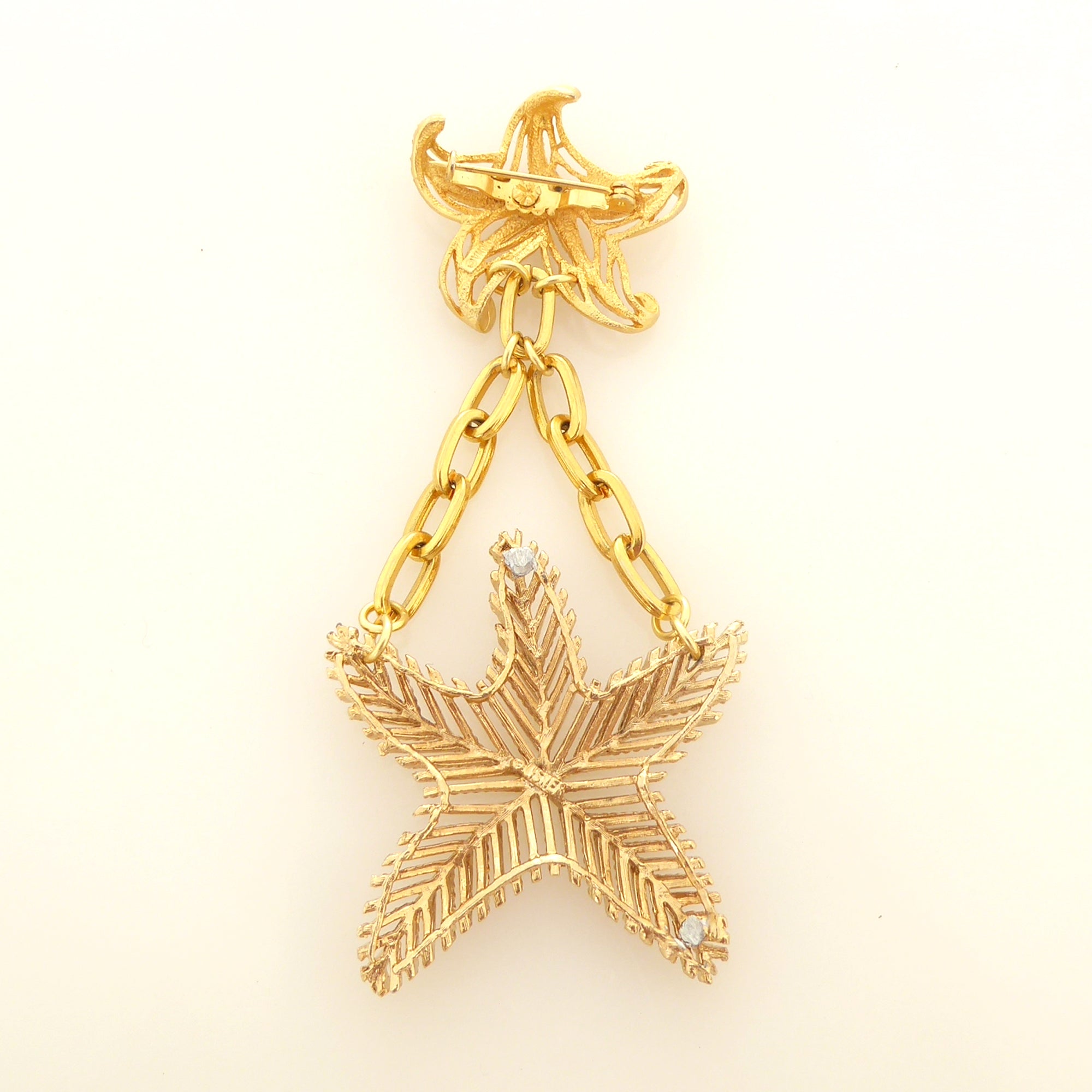 Gold starfish brooch by Jenny Dayco 6