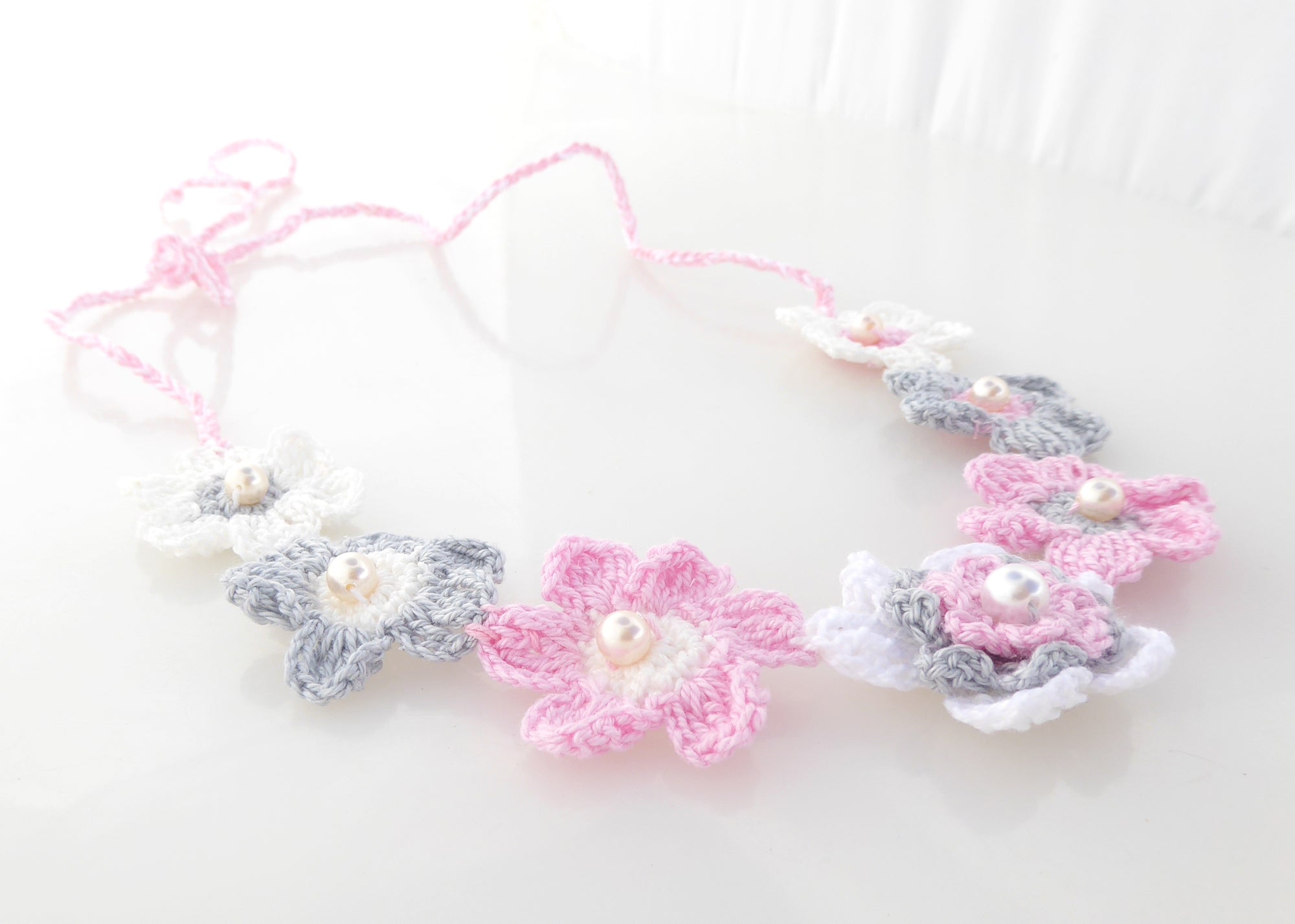 Gray pink and white crochet flower necklace by Jenny Dayco 2