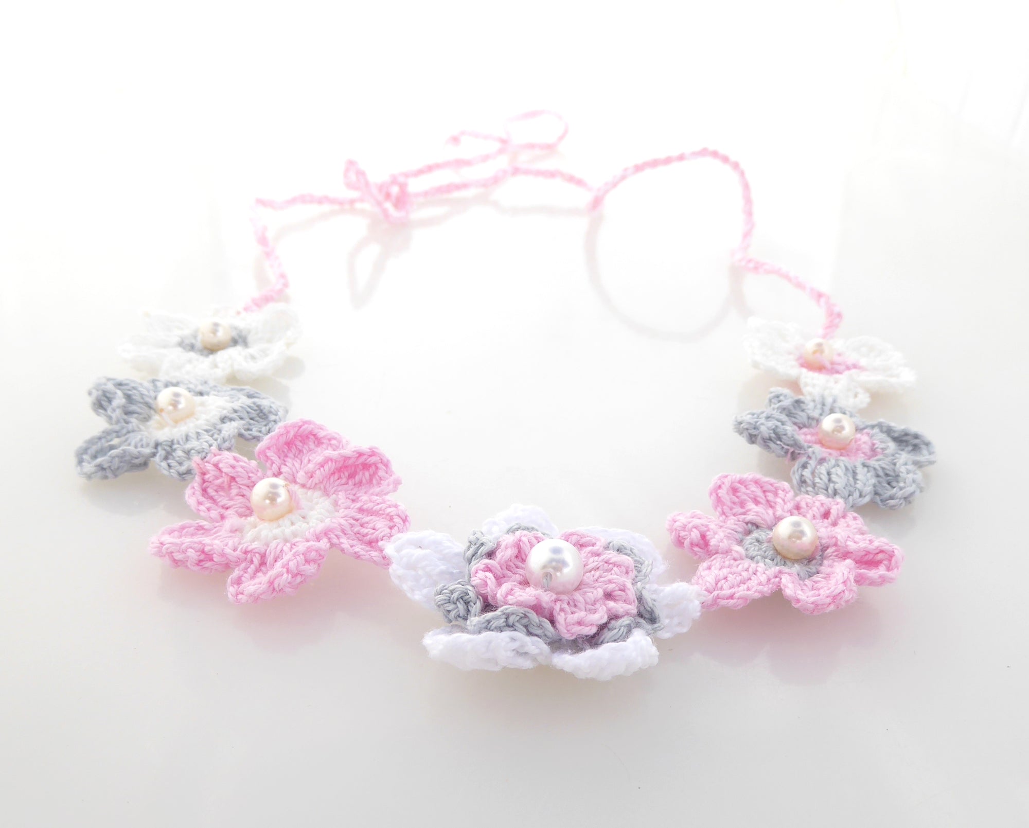 Gray pink and white crochet flower necklace by Jenny Dayco 3