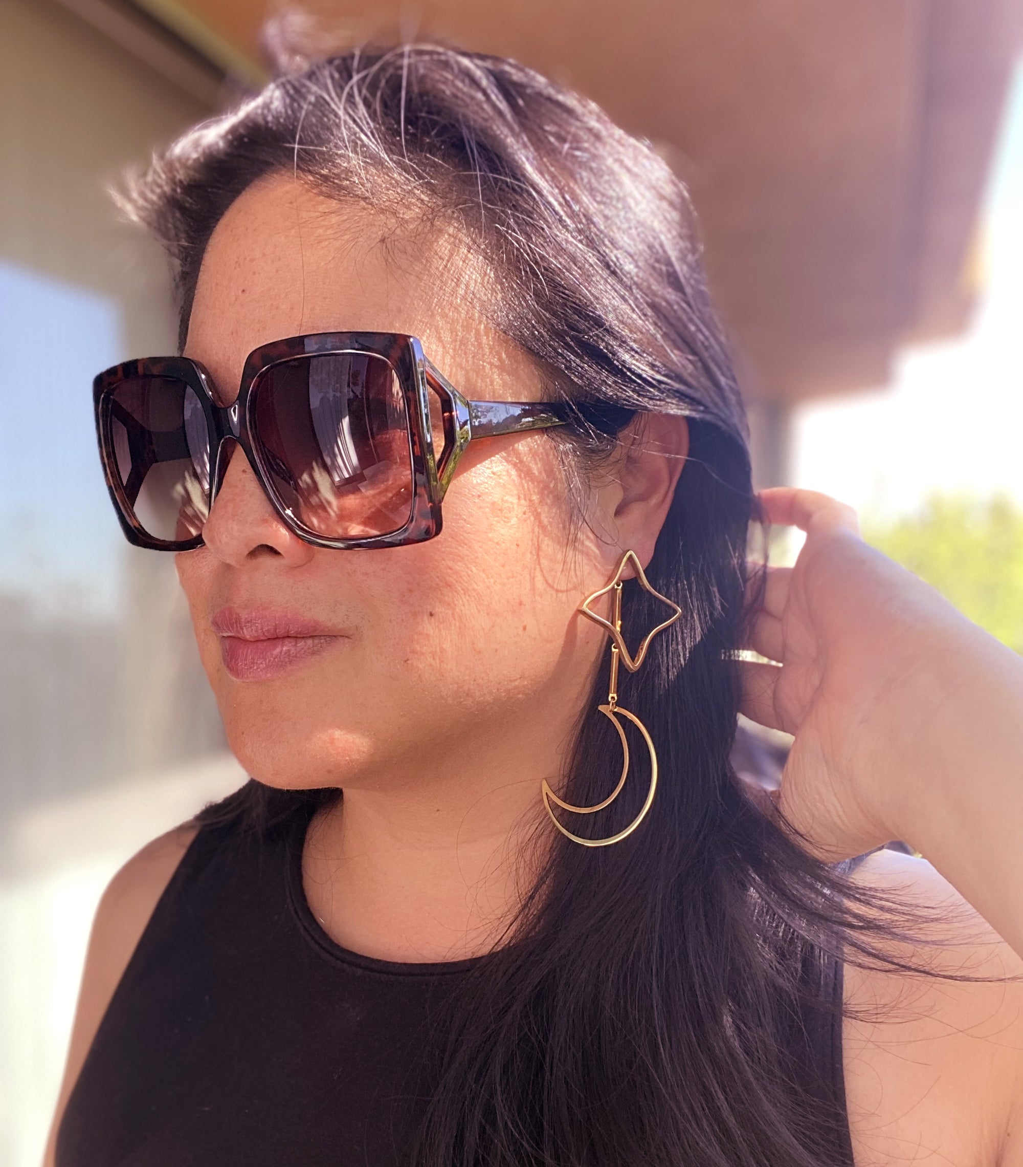 Jenny Dayco wearing raiyana earrings
