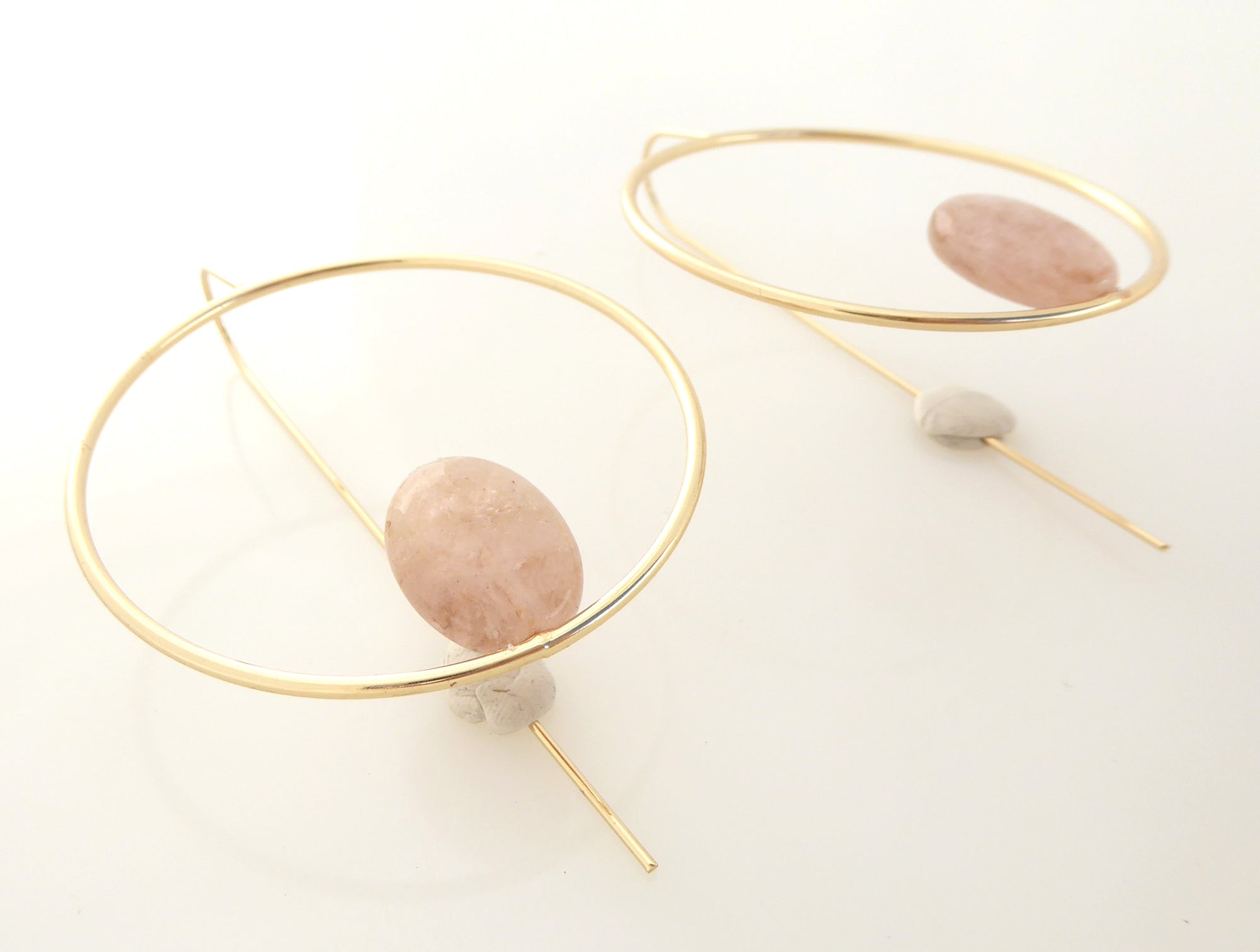 Morganite and gold geometric wire circle earrings by Jenny Dayco 2
