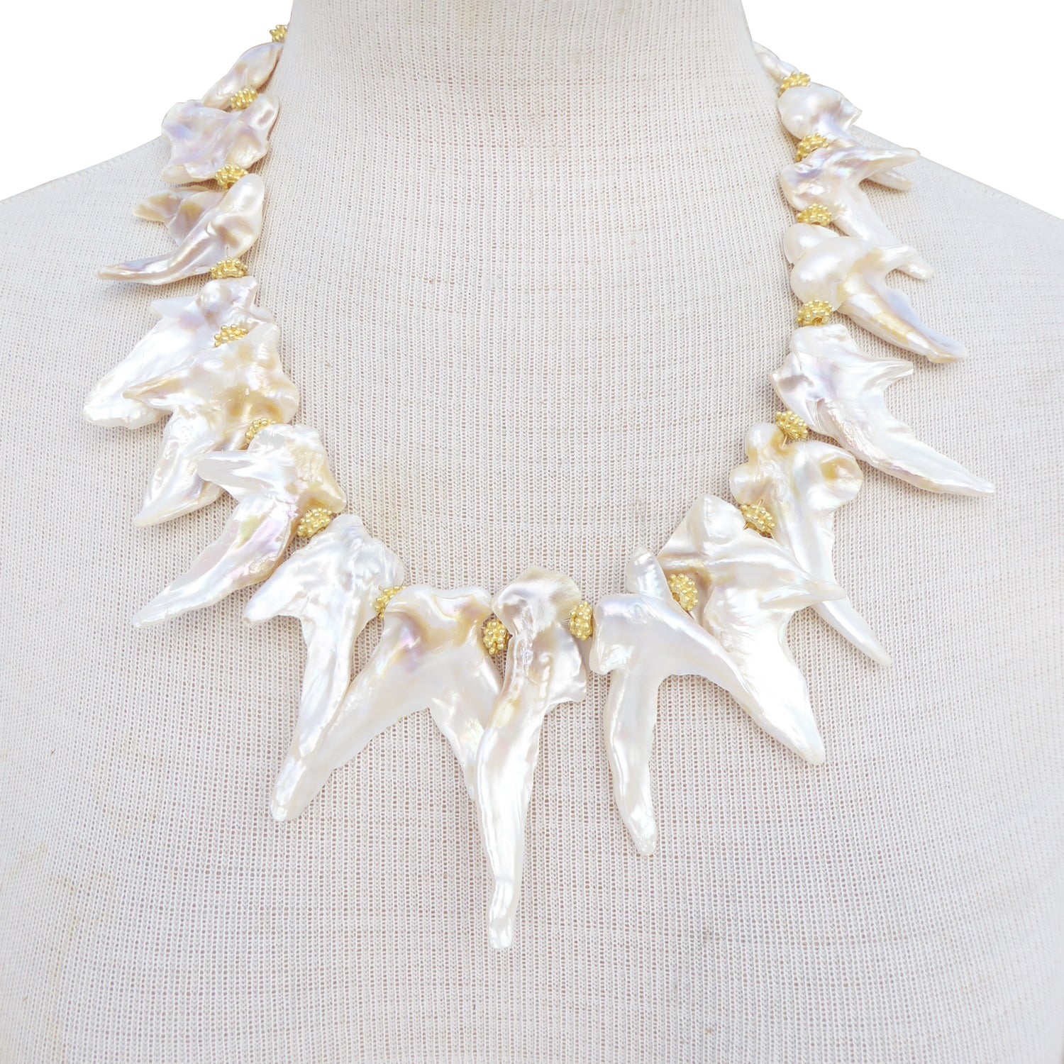 Pearl branch necklace