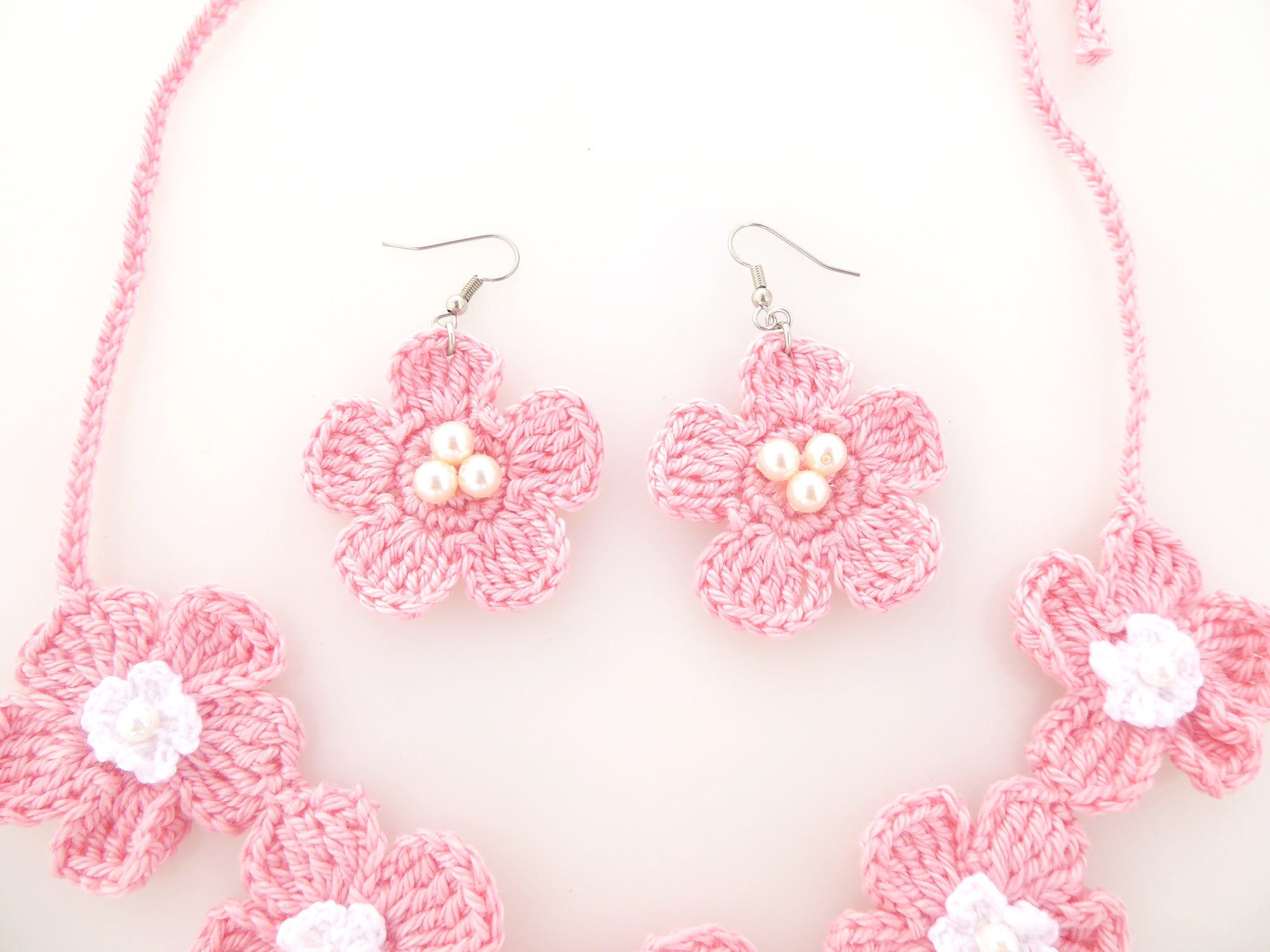 Pink and white pearl daisy earrings and necklace by Jenny Dayco 4